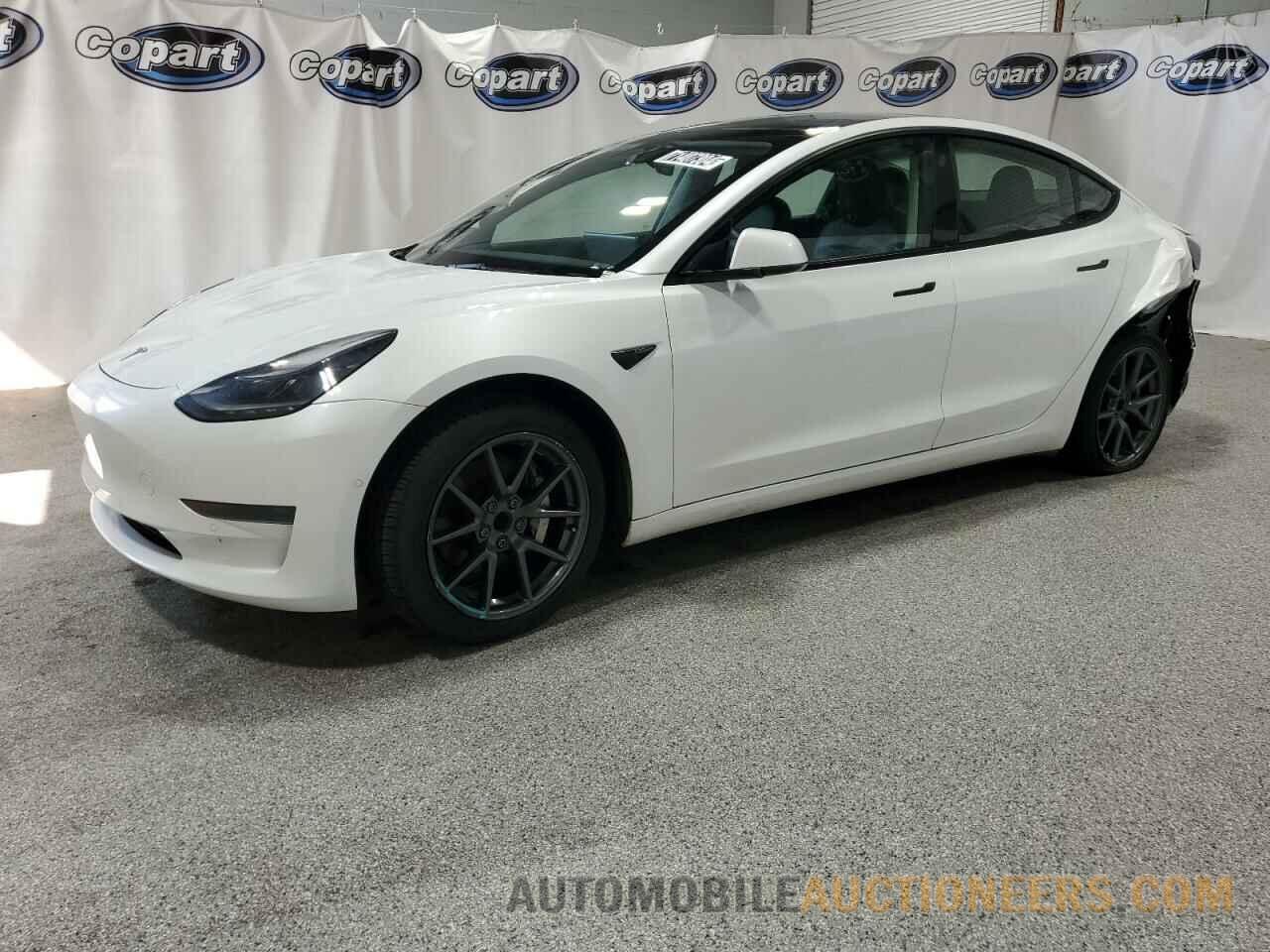 5YJ3E1EA3NF372205 TESLA MODEL 3 2022