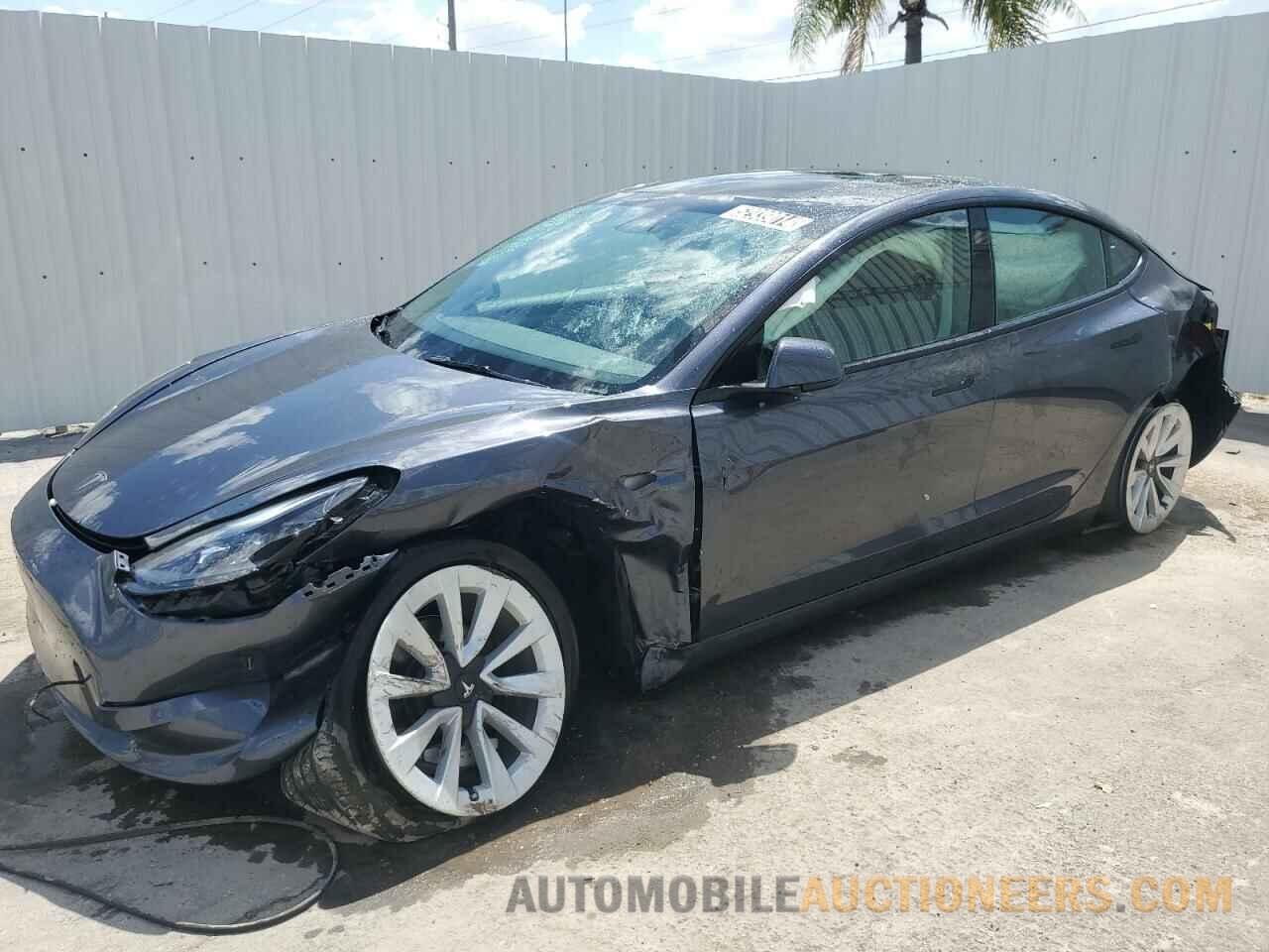 5YJ3E1EA3NF372463 TESLA MODEL 3 2022