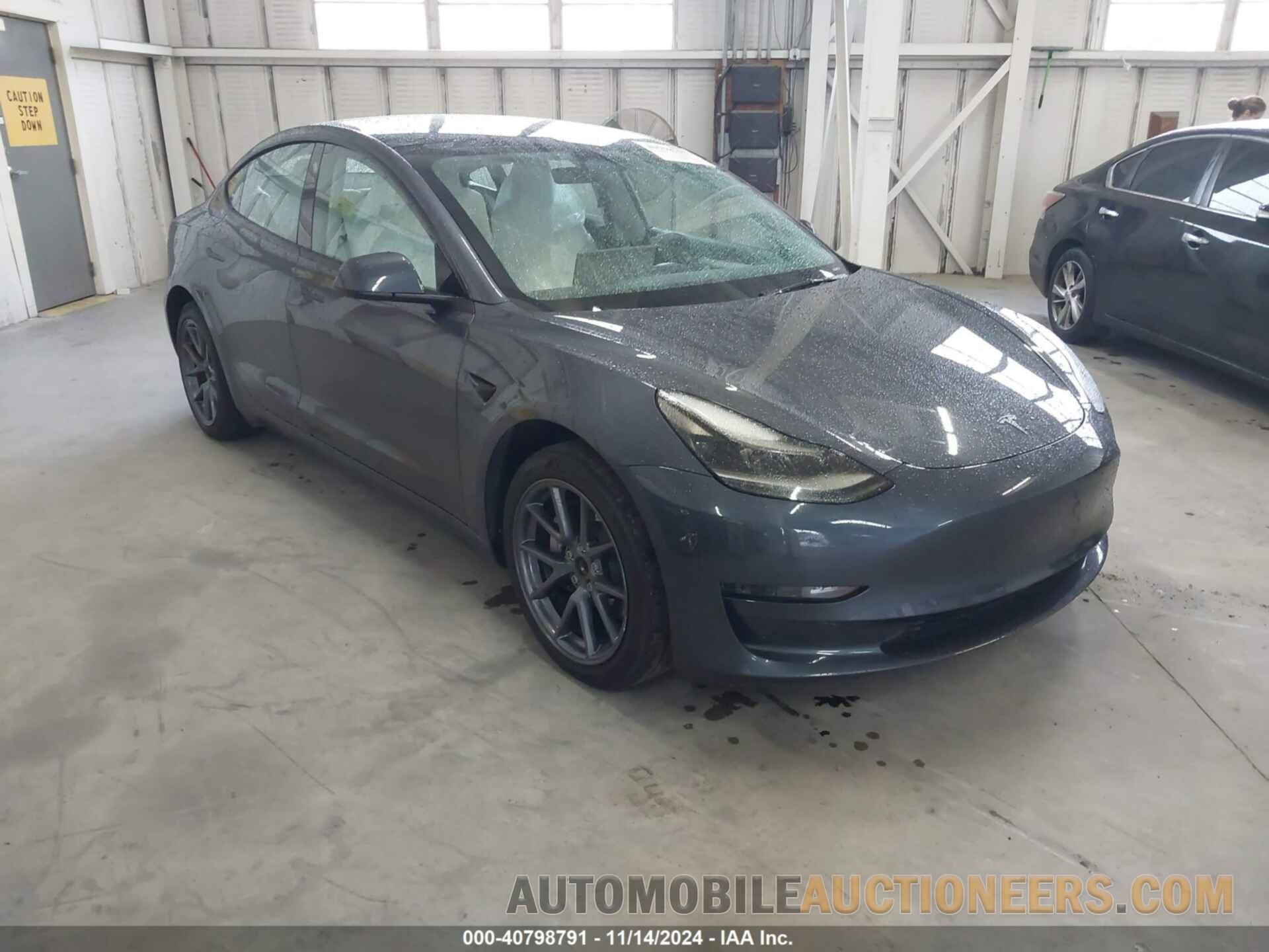 5YJ3E1EA3PF382686 TESLA MODEL 3 2023