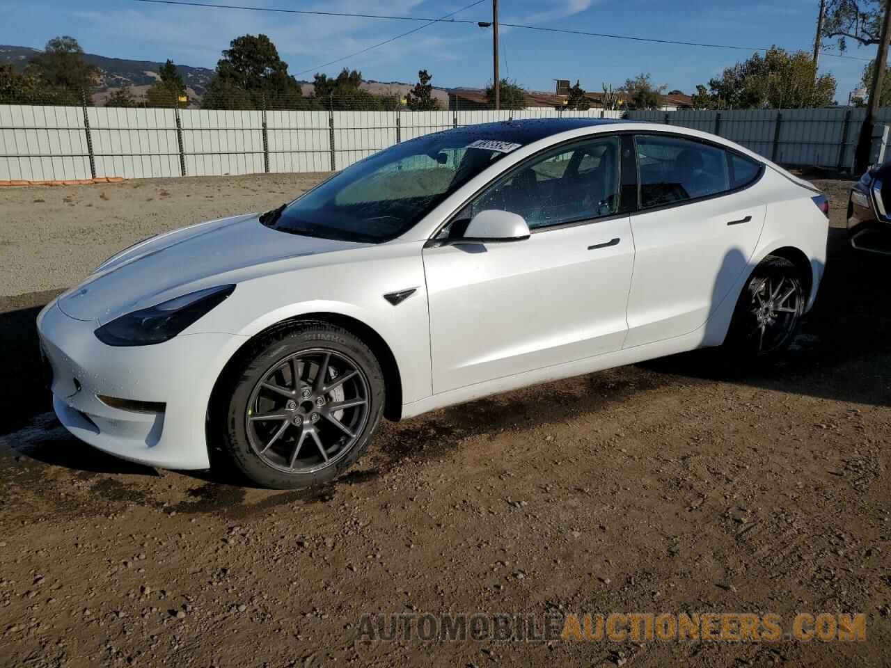 5YJ3E1EA3PF449576 TESLA MODEL 3 2023