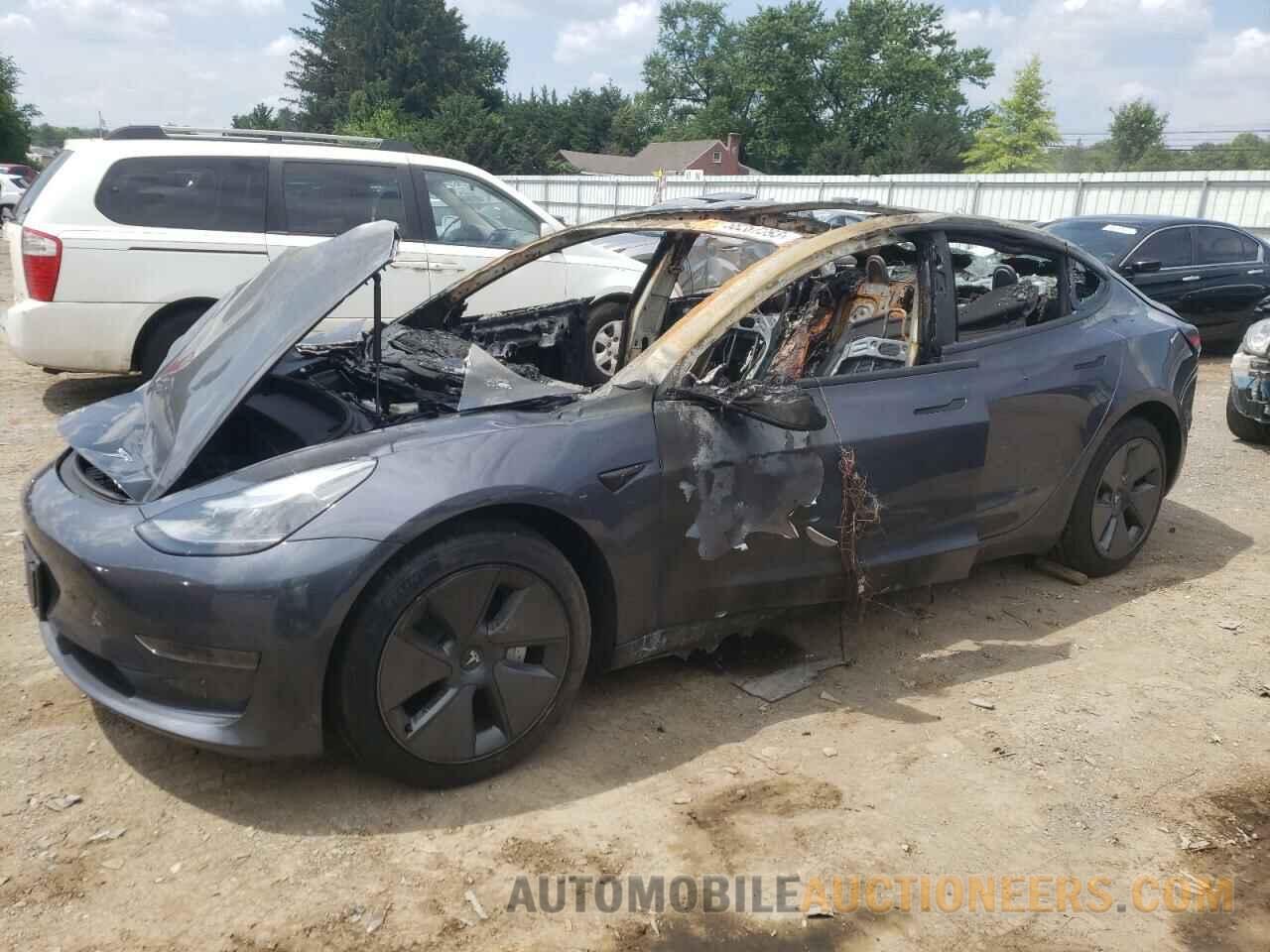 5YJ3E1EA3PF464837 TESLA MODEL 3 2023