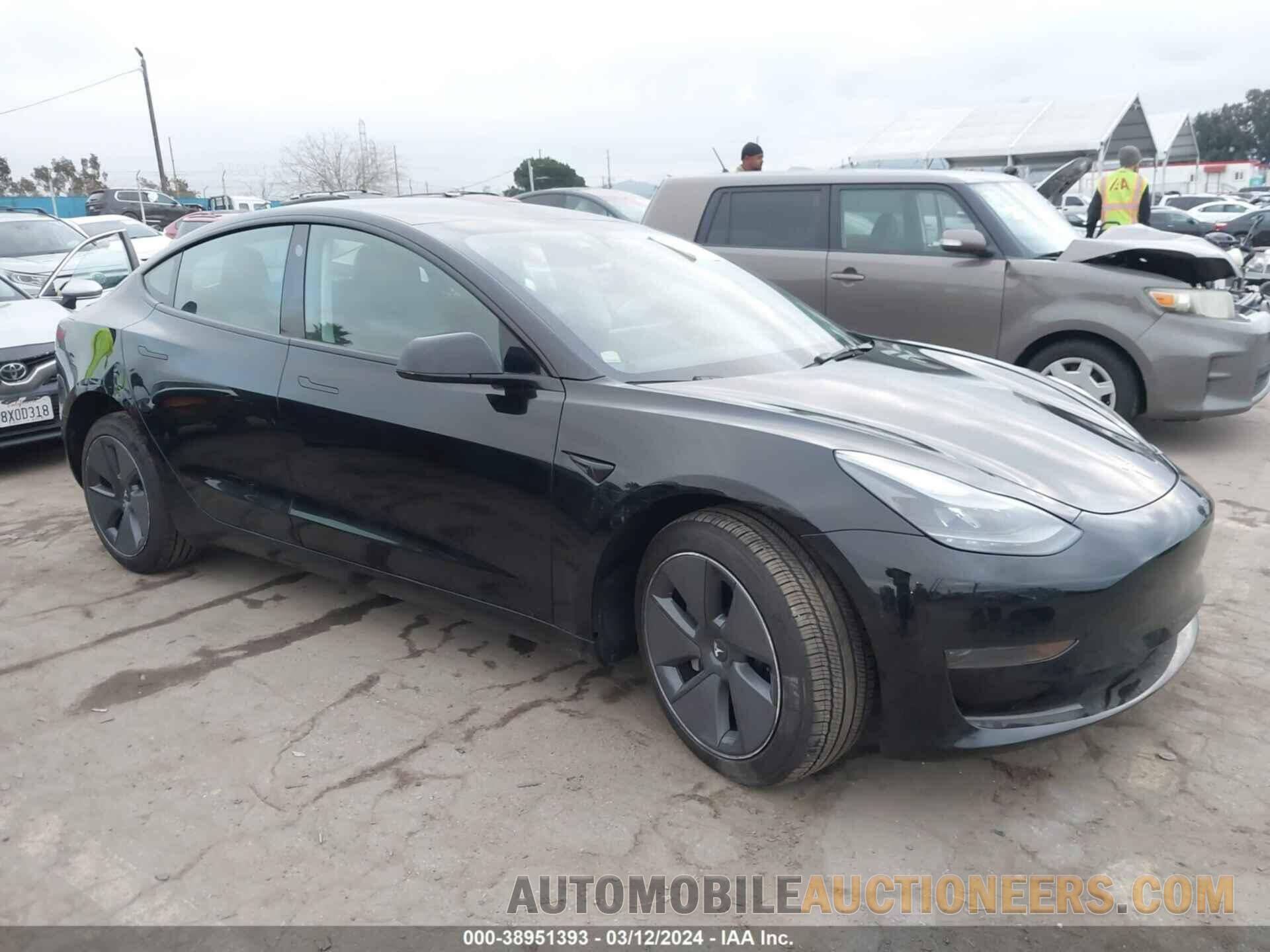 5YJ3E1EA3PF488295 TESLA MODEL 3 2023