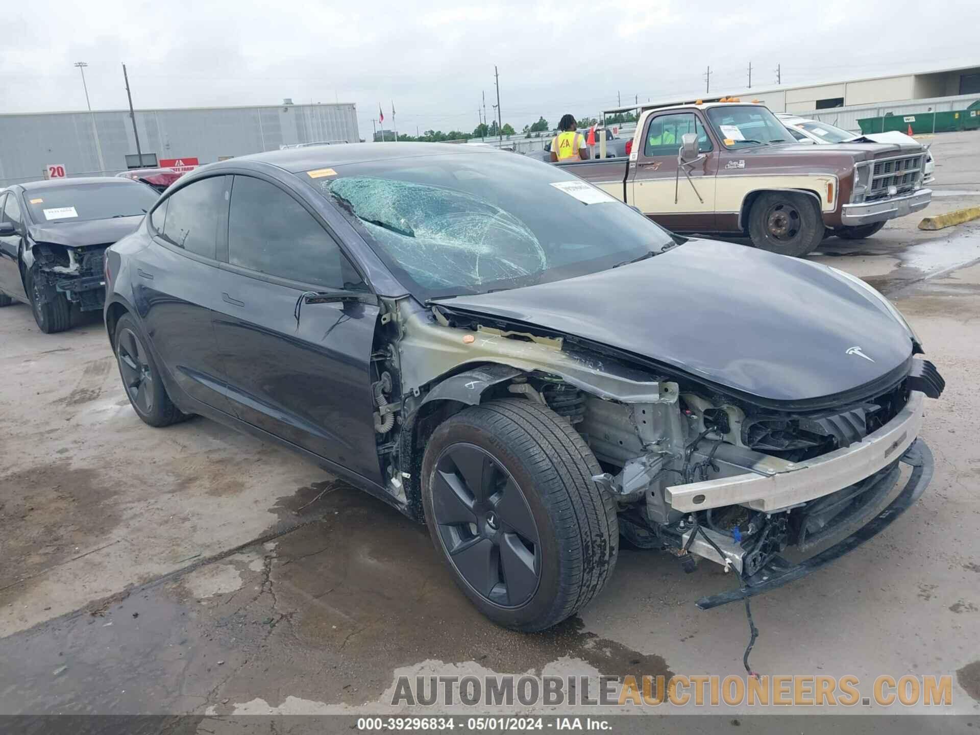 5YJ3E1EA3PF647686 TESLA MODEL 3 2023