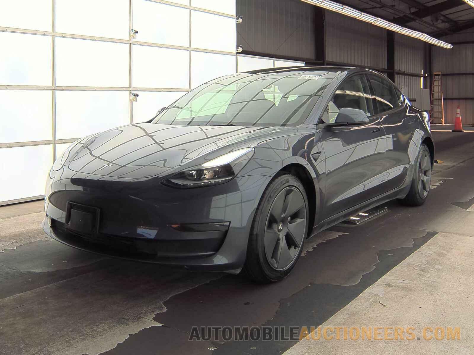 5YJ3E1EA3PF672460 Tesla Model 3 2023