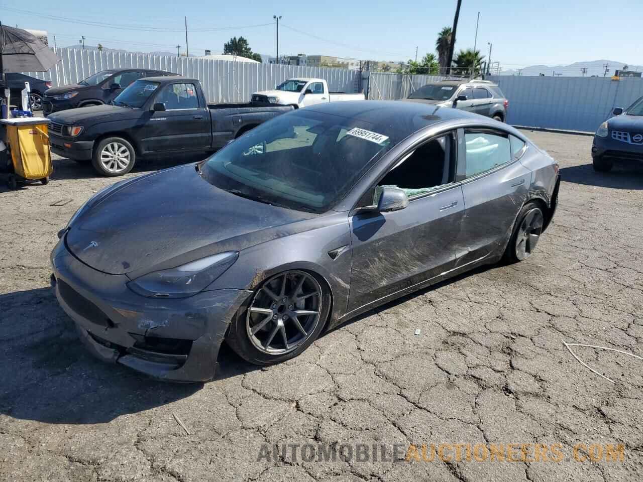 5YJ3E1EA3PF692563 TESLA MODEL 3 2023