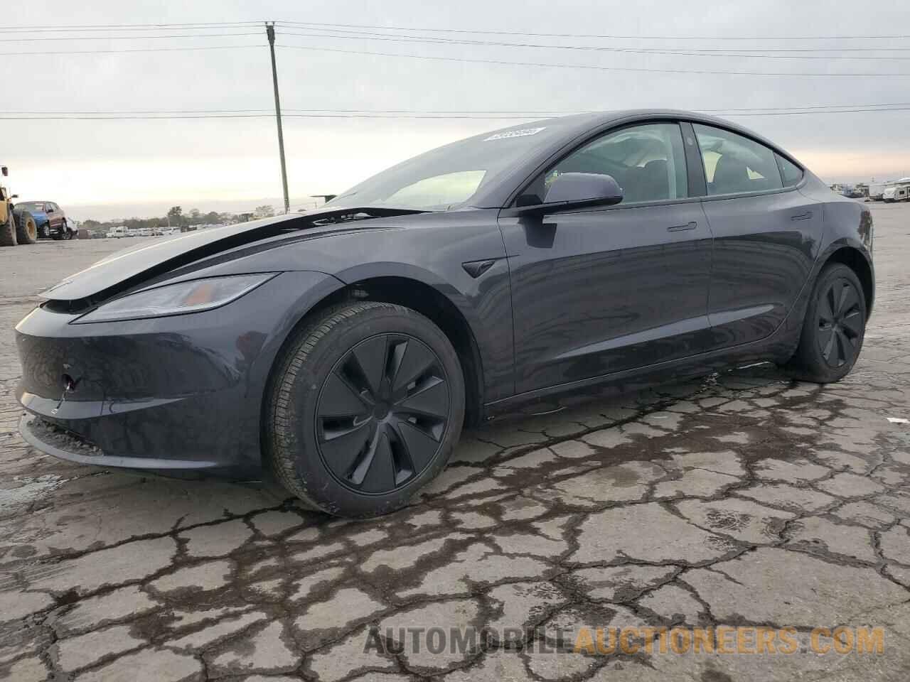 5YJ3E1EA3RF784811 TESLA MODEL 3 2024