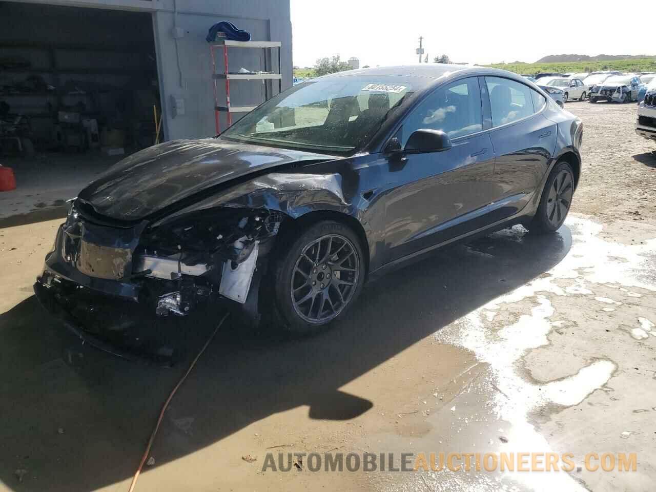 5YJ3E1EA3RF869941 TESLA MODEL 3 2024