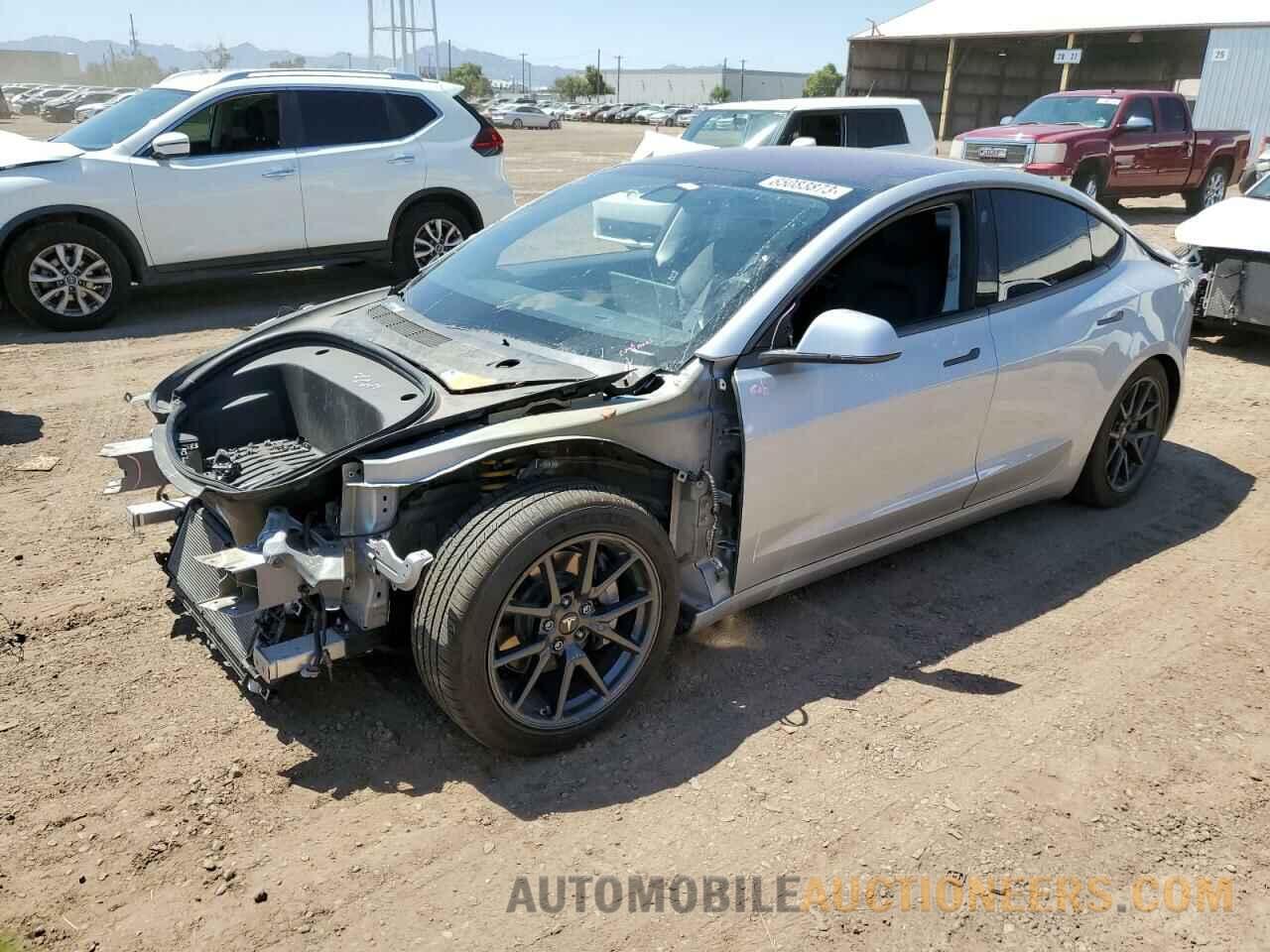 5YJ3E1EA4JF004075 TESLA MODEL 3 2018