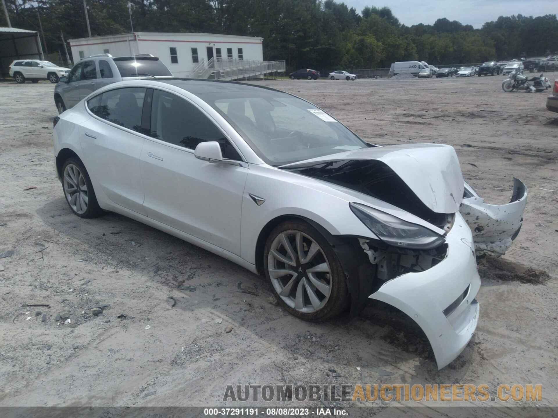 5YJ3E1EA4JF010023 TESLA MODEL 3 2018