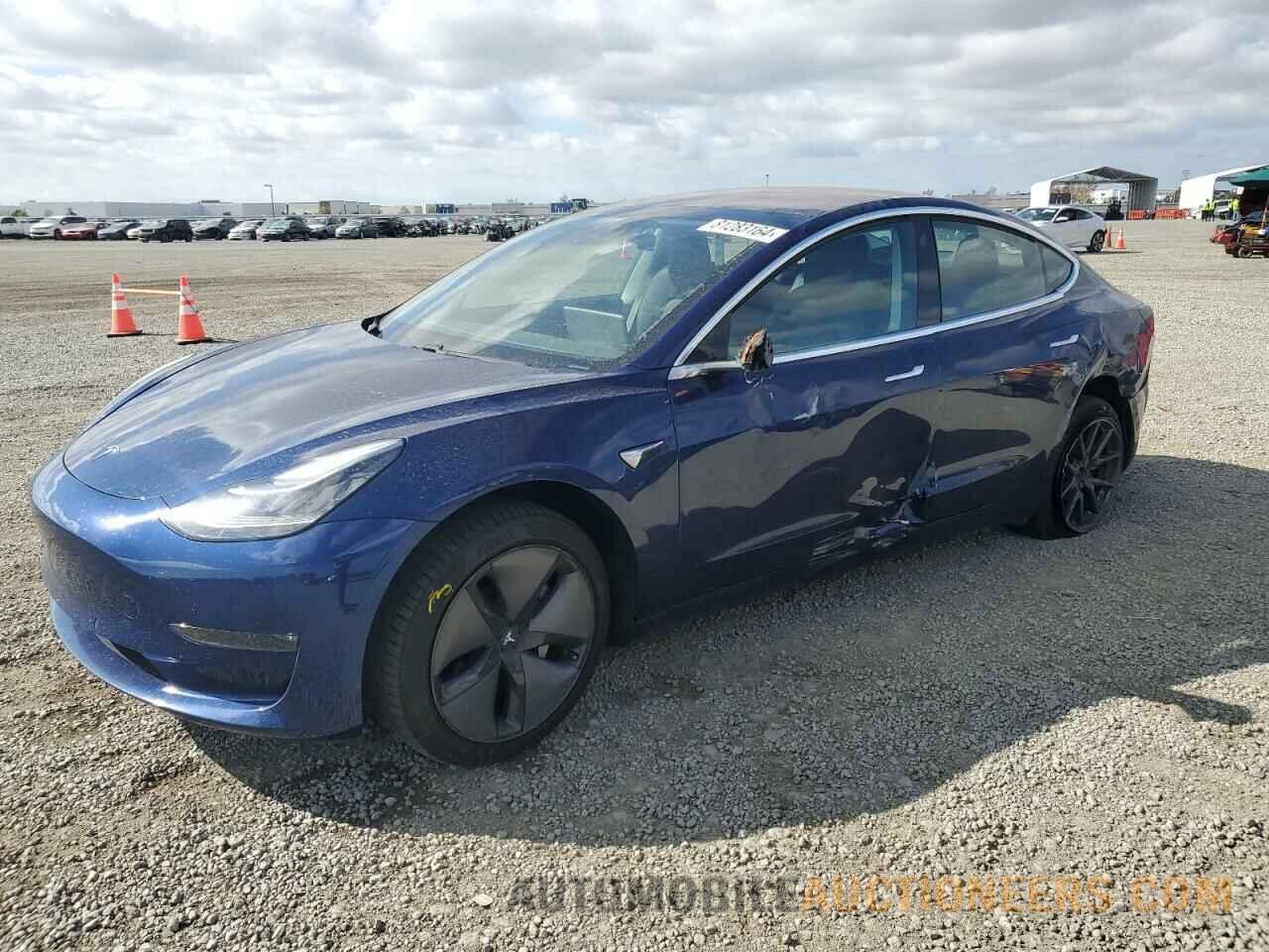 5YJ3E1EA4JF014556 TESLA MODEL 3 2018