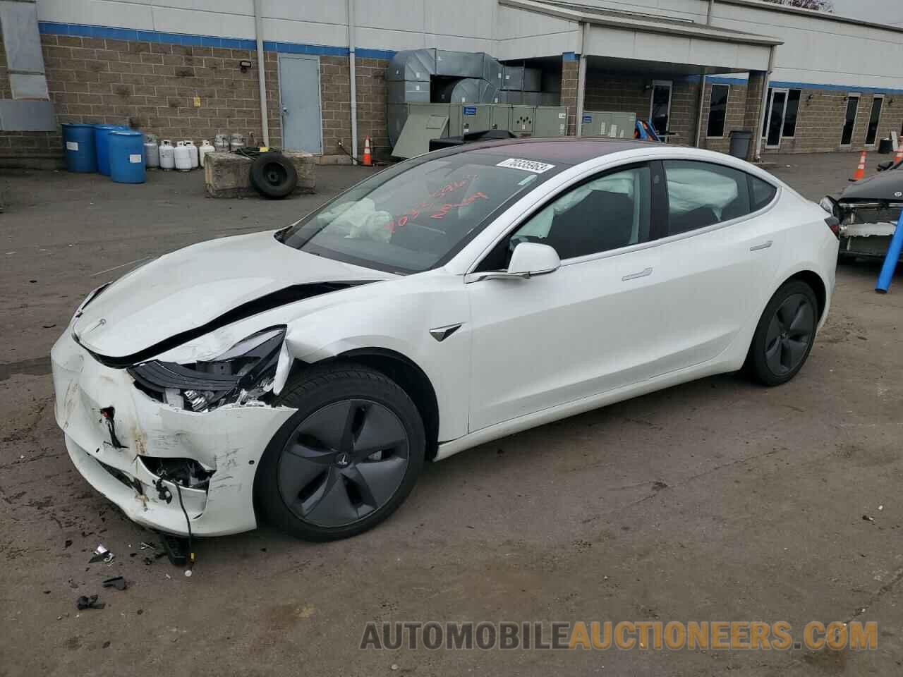 5YJ3E1EA4JF017232 TESLA MODEL 3 2018