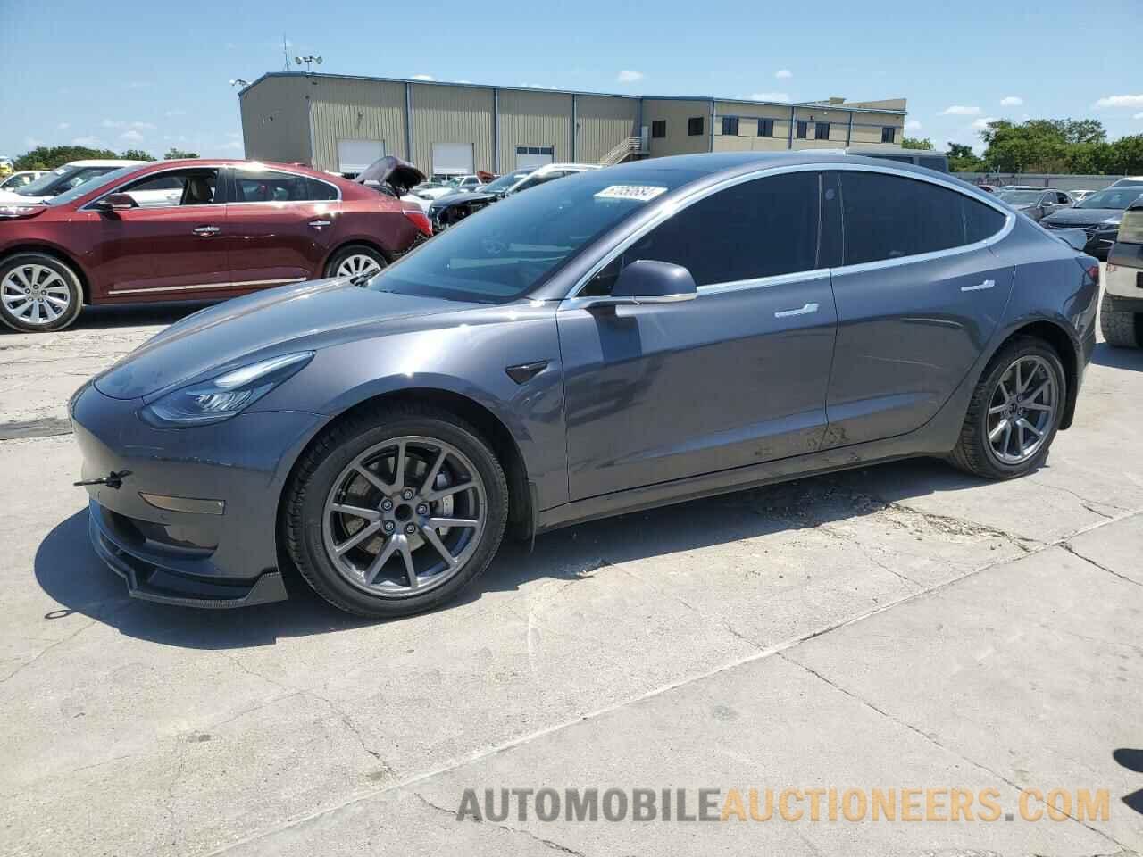 5YJ3E1EA4JF030613 TESLA MODEL 3 2018