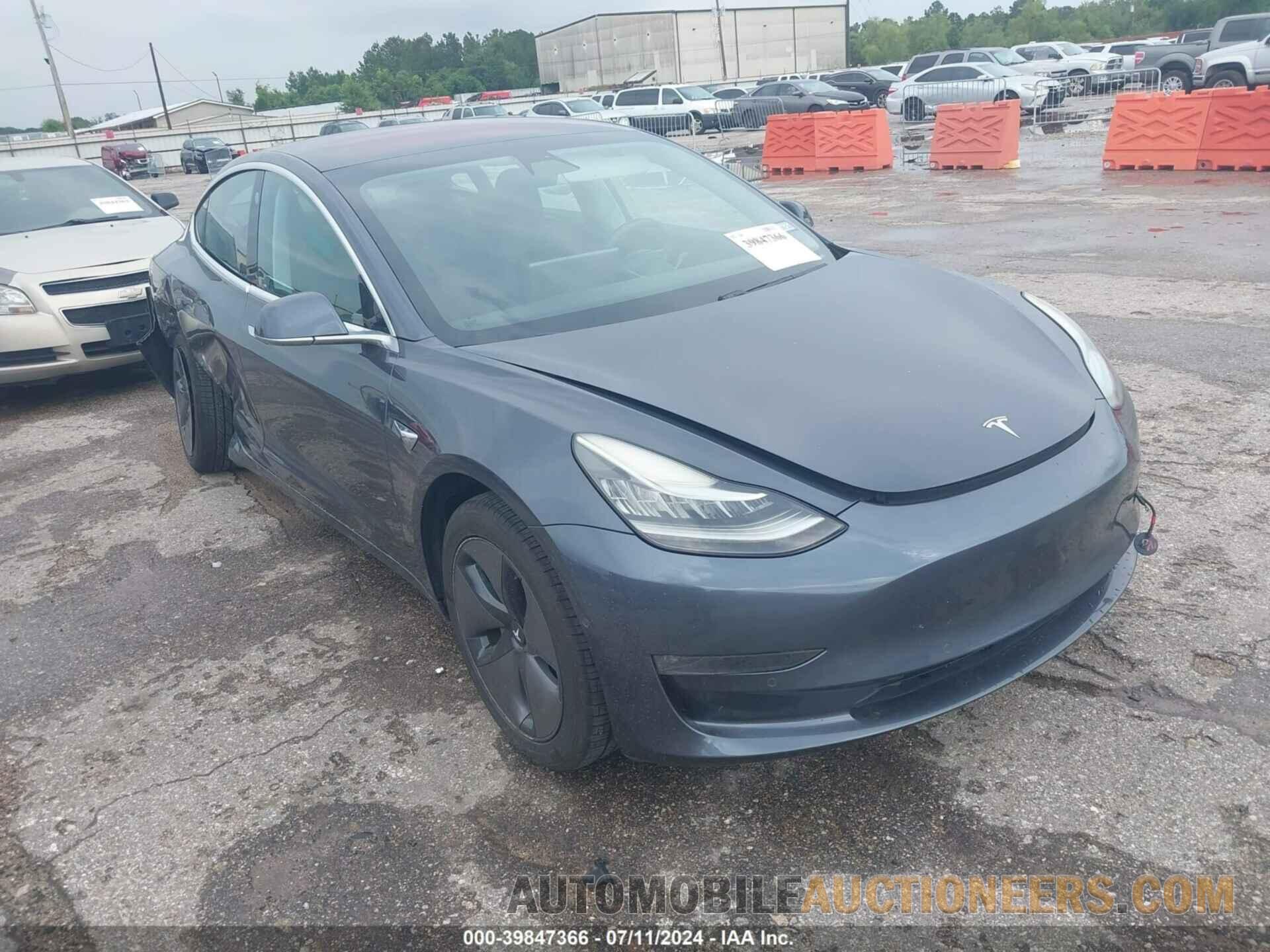 5YJ3E1EA4JF032054 TESLA MODEL 3 2018