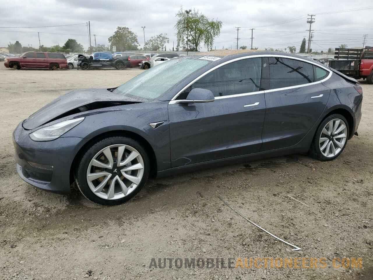 5YJ3E1EA4JF035388 TESLA MODEL 3 2018