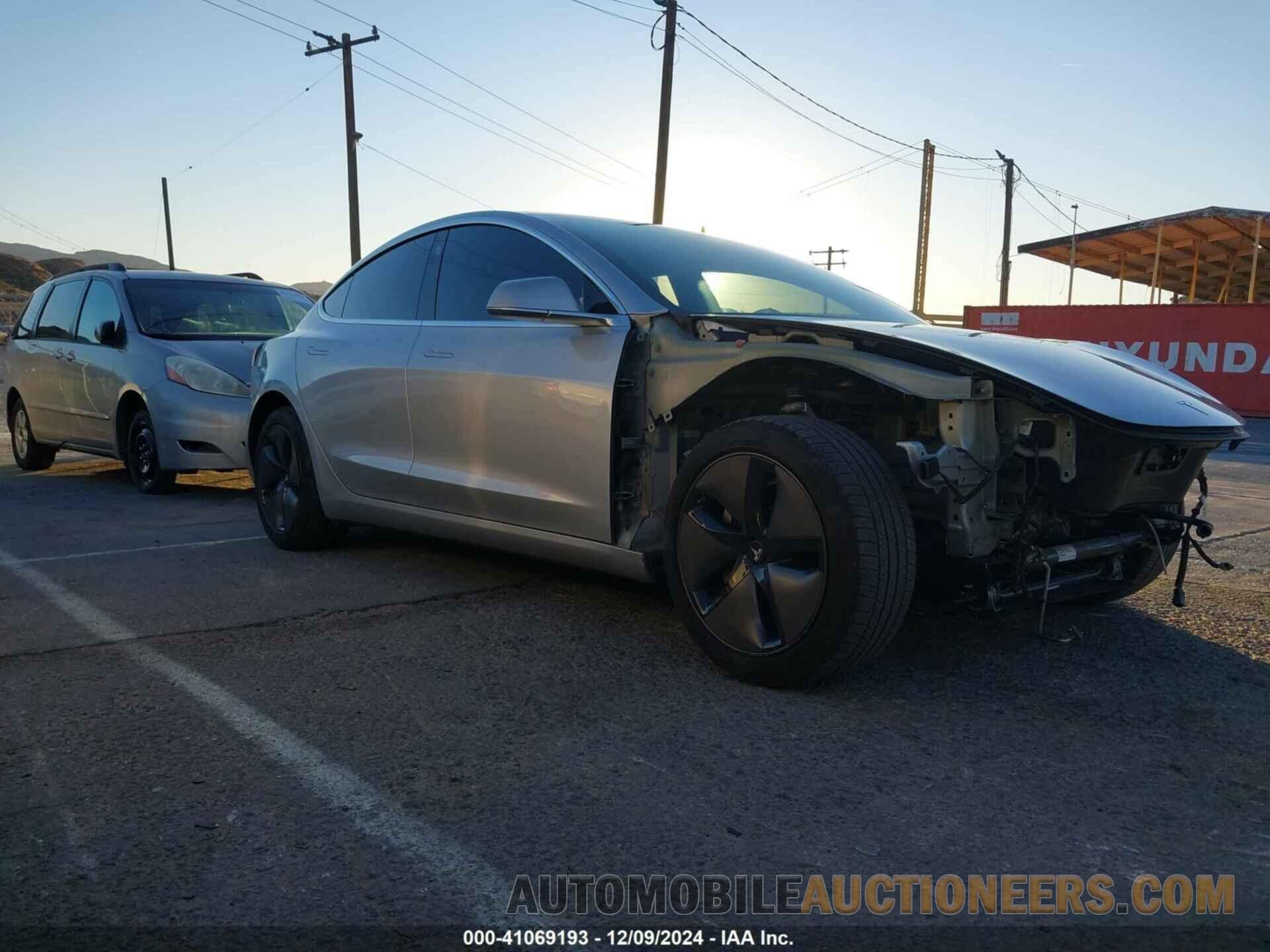 5YJ3E1EA4JF039067 TESLA MODEL 3 2018