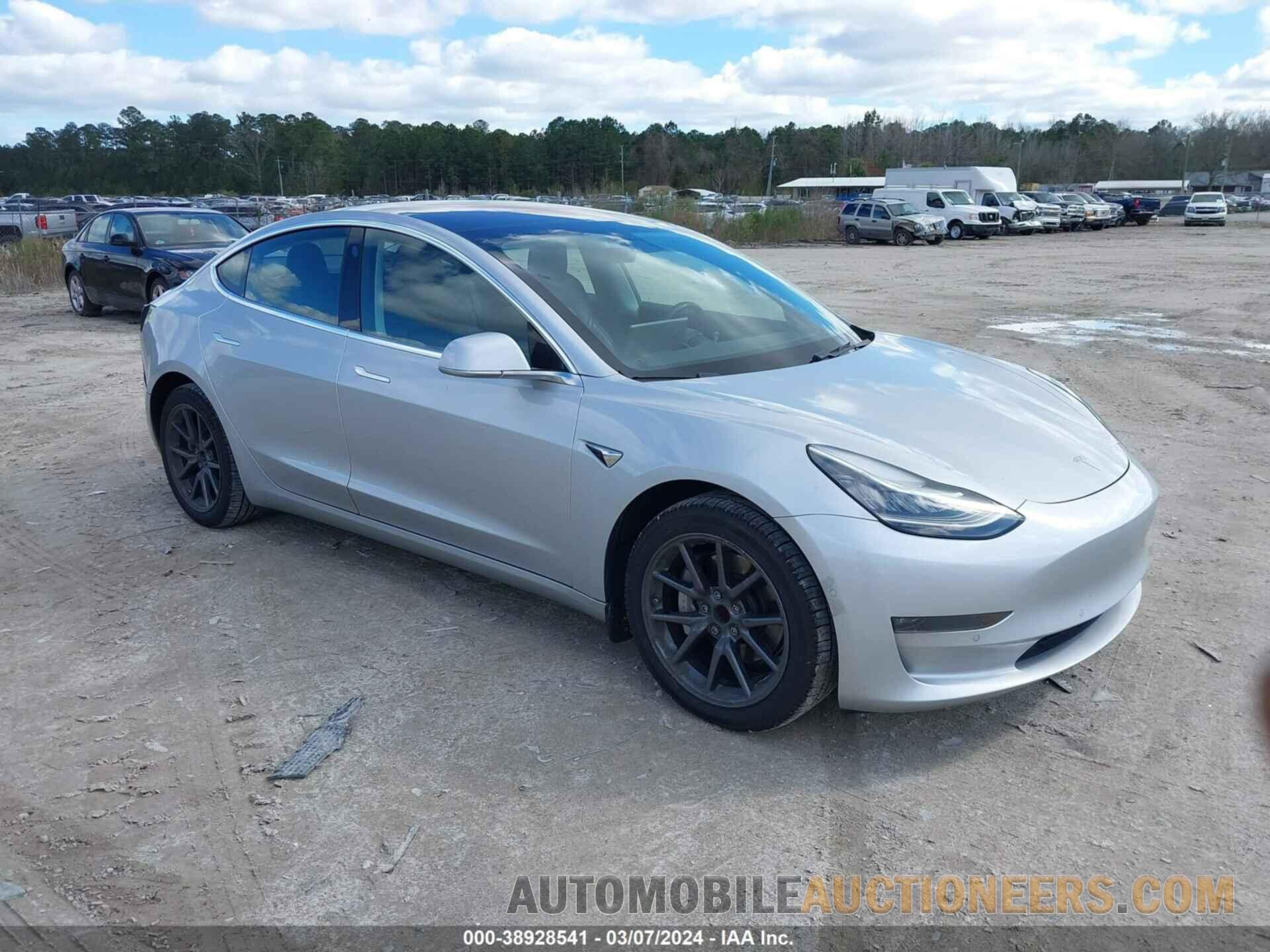 5YJ3E1EA4JF044544 TESLA MODEL 3 2018