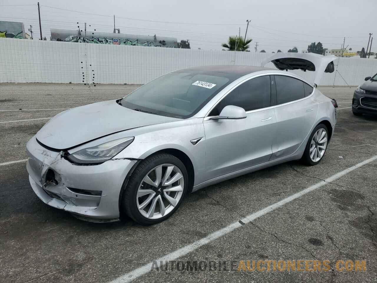 5YJ3E1EA4JF049792 TESLA MODEL 3 2018