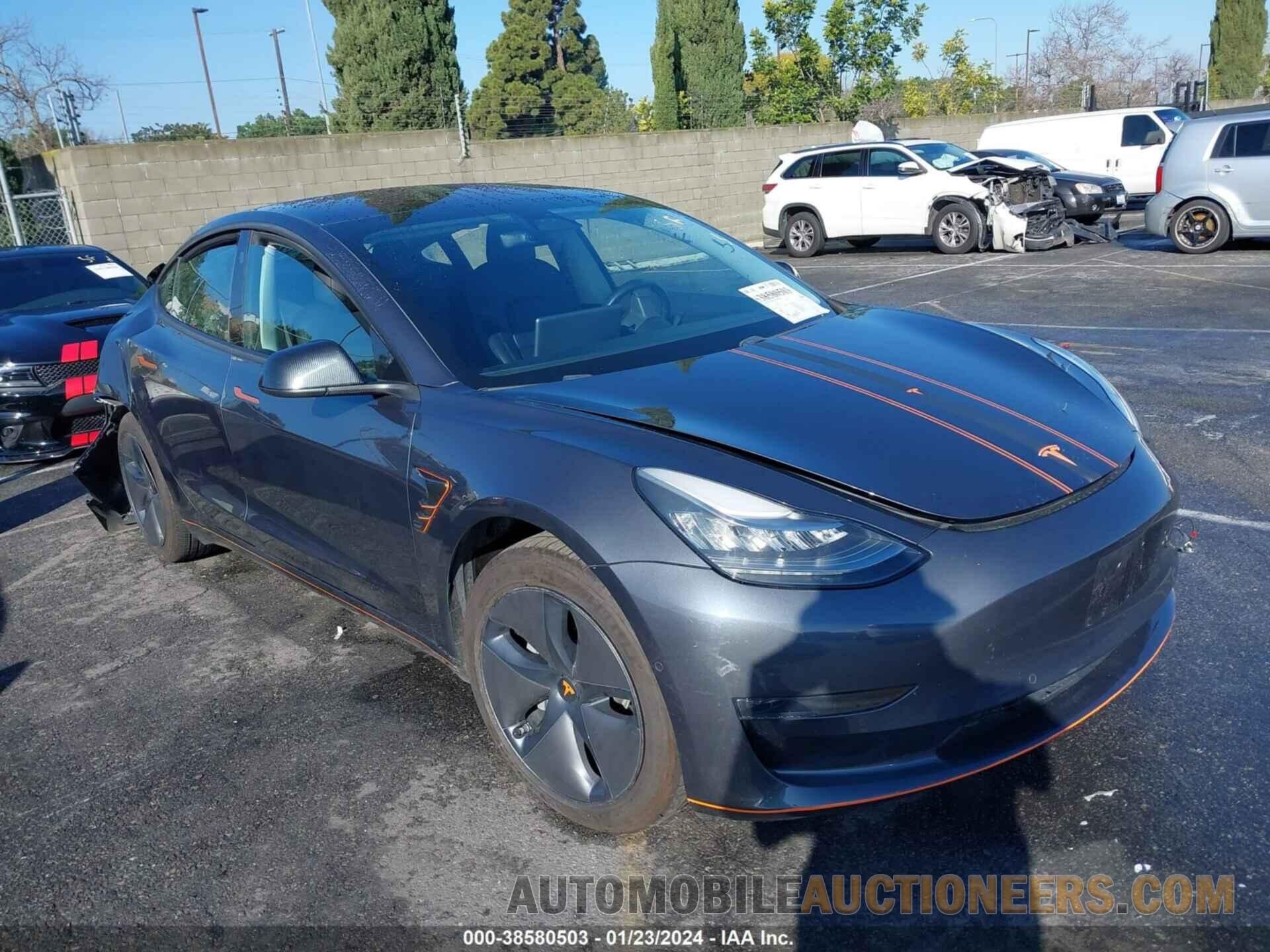 5YJ3E1EA4JF058010 TESLA MODEL 3 2018