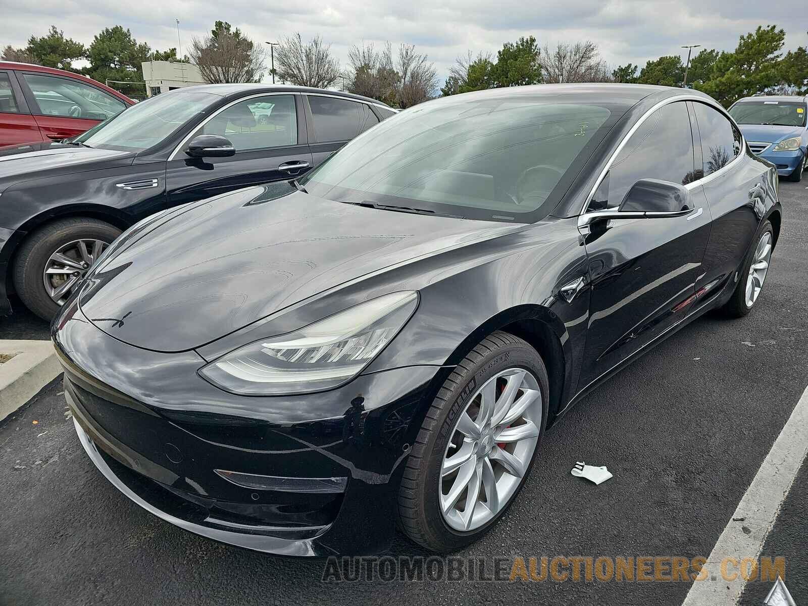 5YJ3E1EA4JF060369 Tesla Model 3 2018