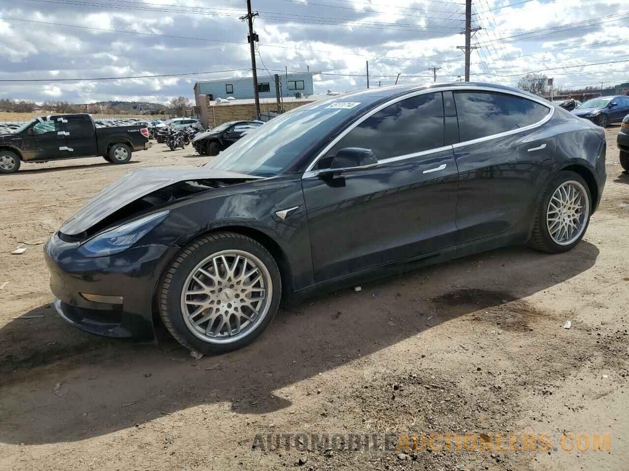 5YJ3E1EA4JF152176 TESLA MODEL 3 2018