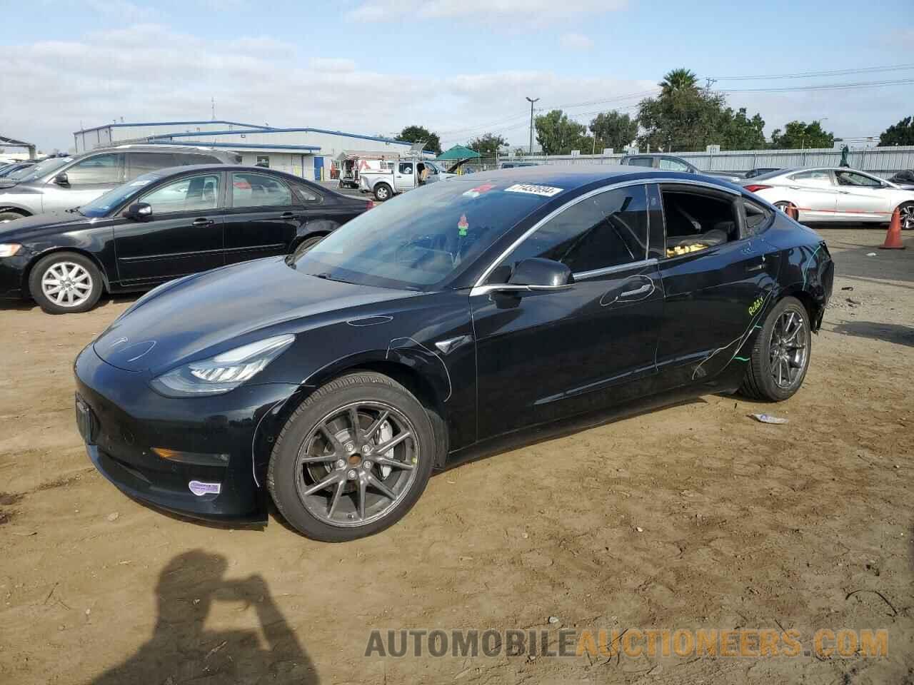 5YJ3E1EA4JF152713 TESLA MODEL 3 2018