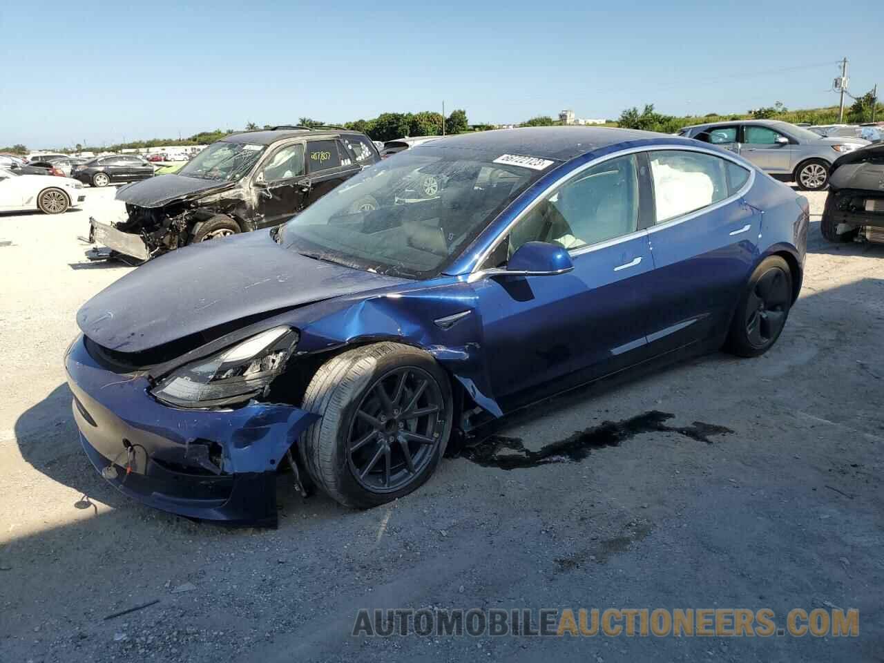 5YJ3E1EA4JF155563 TESLA MODEL 3 2018