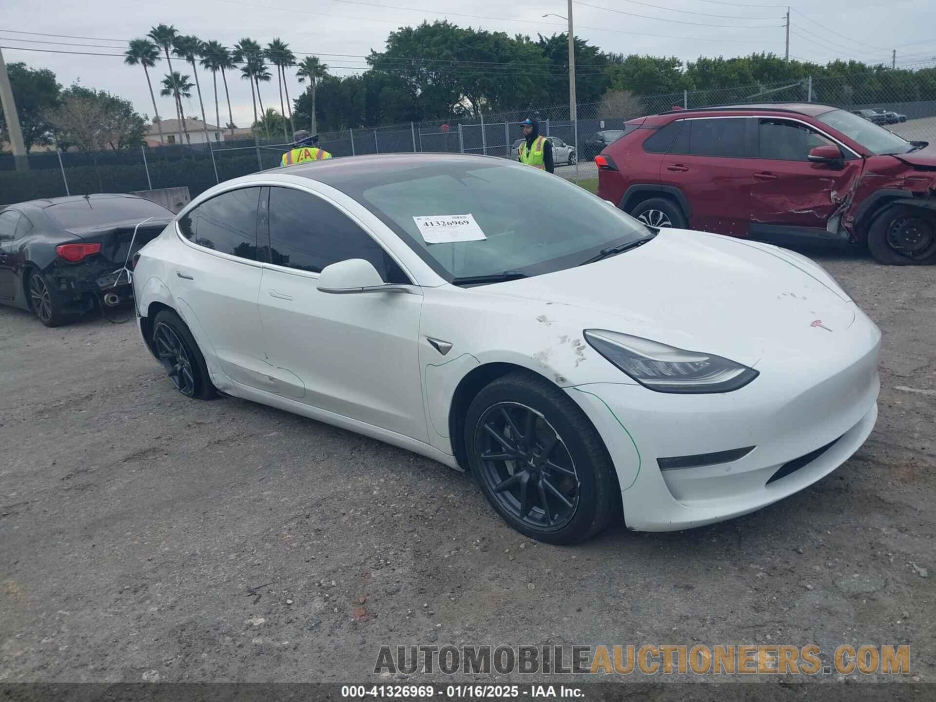 5YJ3E1EA4JF168569 TESLA MODEL 3 2018