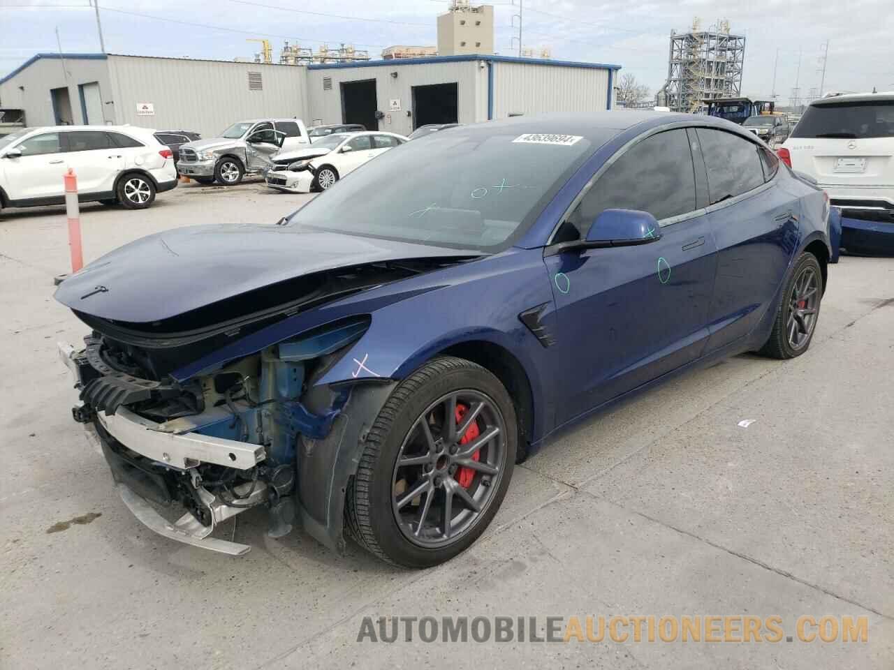 5YJ3E1EA4KF309352 TESLA MODEL 3 2019