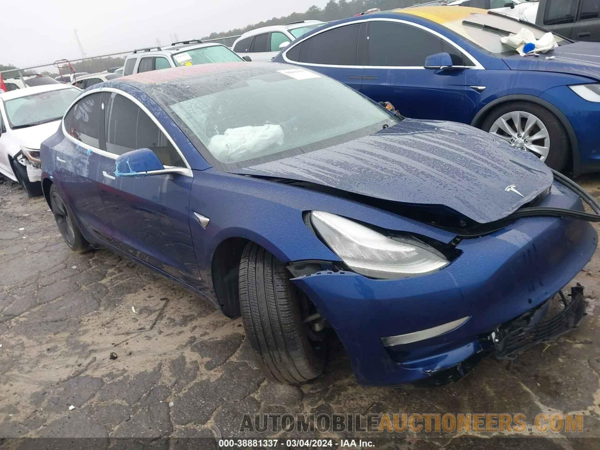 5YJ3E1EA4KF313899 TESLA MODEL 3 2019