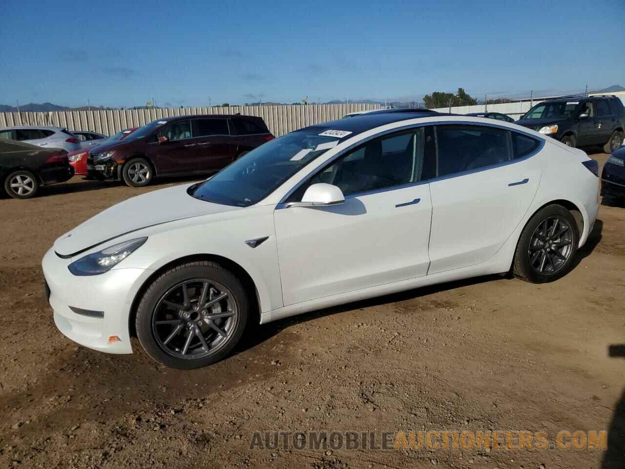 5YJ3E1EA4KF331576 TESLA MODEL 3 2019