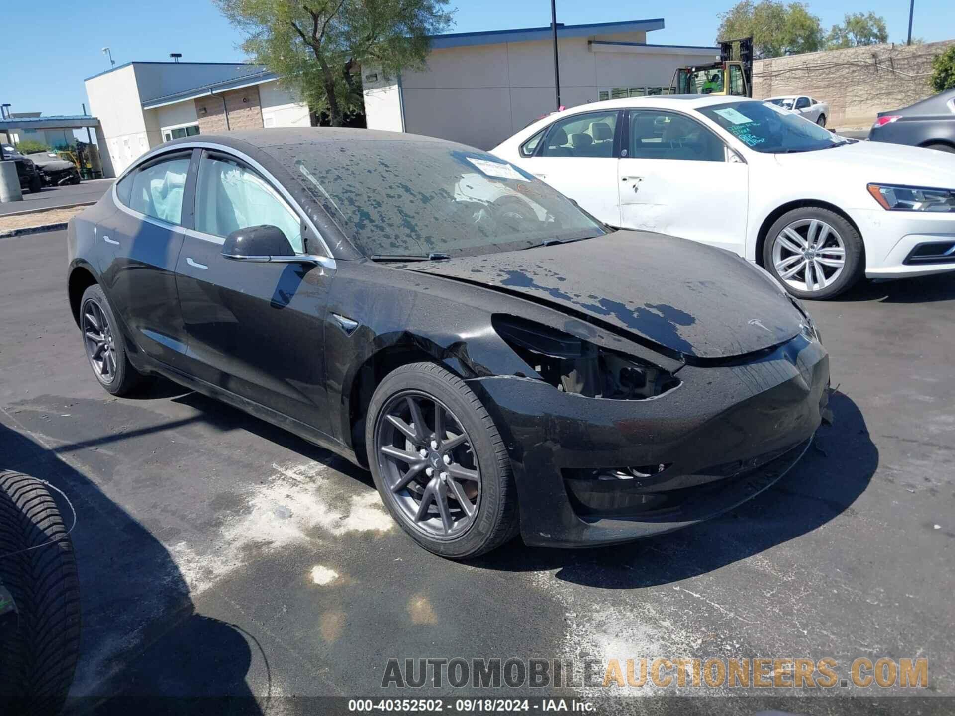 5YJ3E1EA4KF395861 TESLA MODEL 3 2019