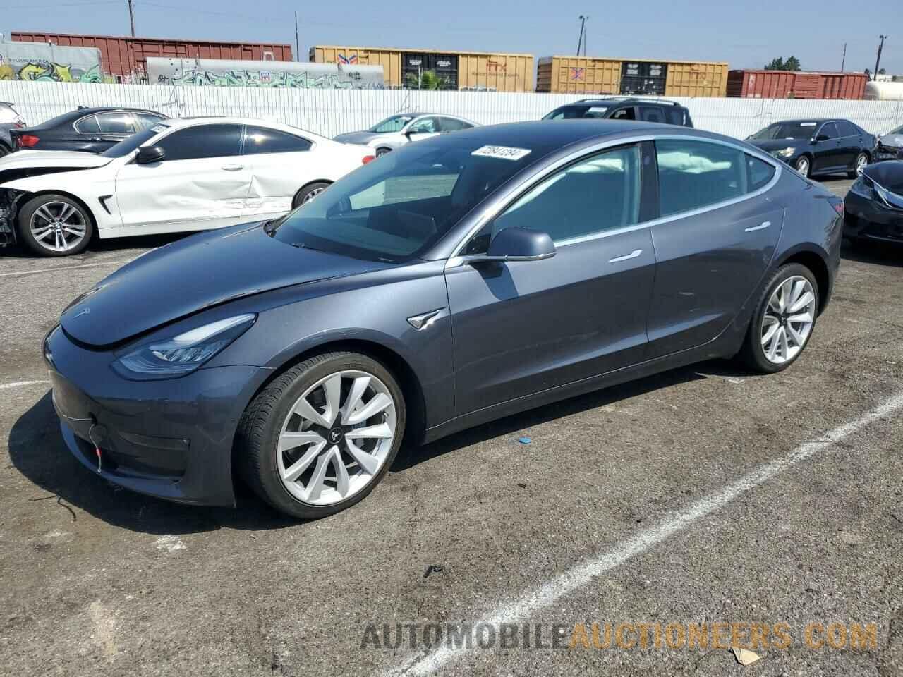 5YJ3E1EA4KF425487 TESLA MODEL 3 2019