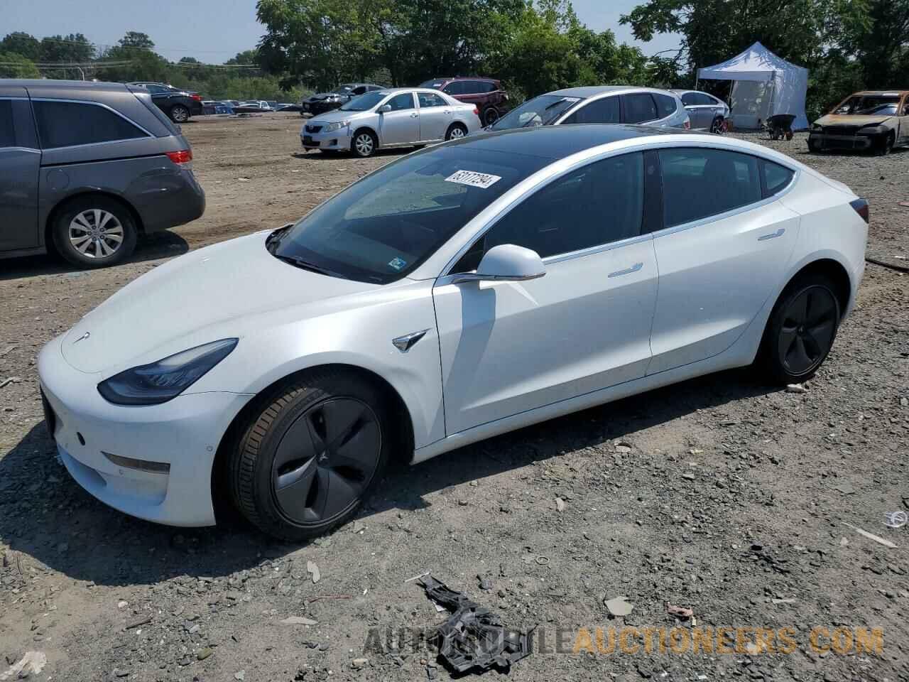 5YJ3E1EA4KF483891 TESLA MODEL 3 2019