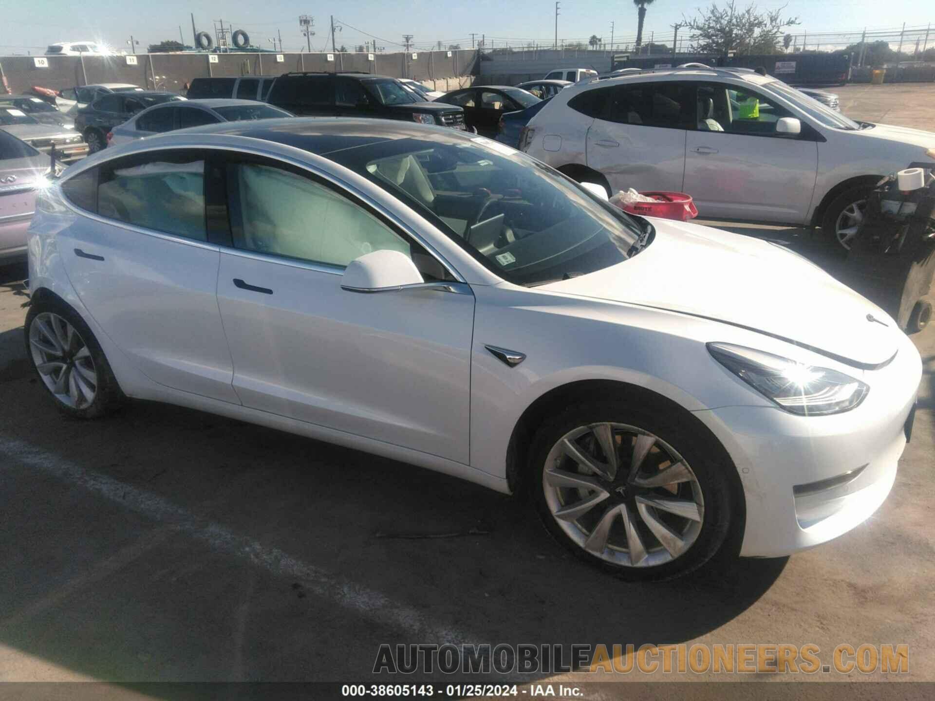 5YJ3E1EA4KF509776 TESLA MODEL 3 2019