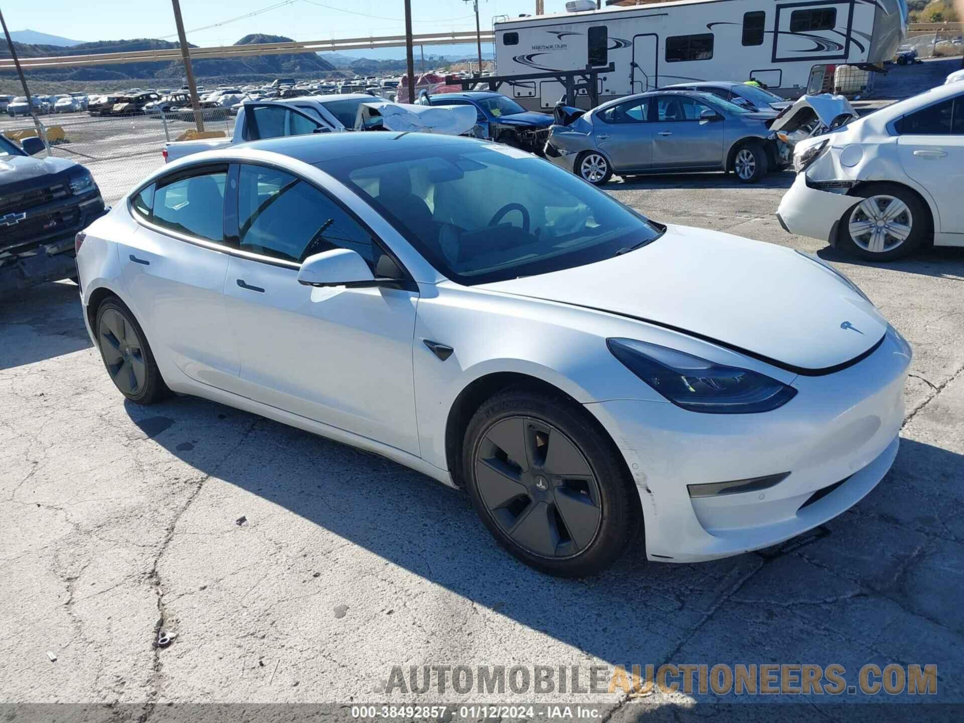 5YJ3E1EA4MF014724 TESLA MODEL 3 2021