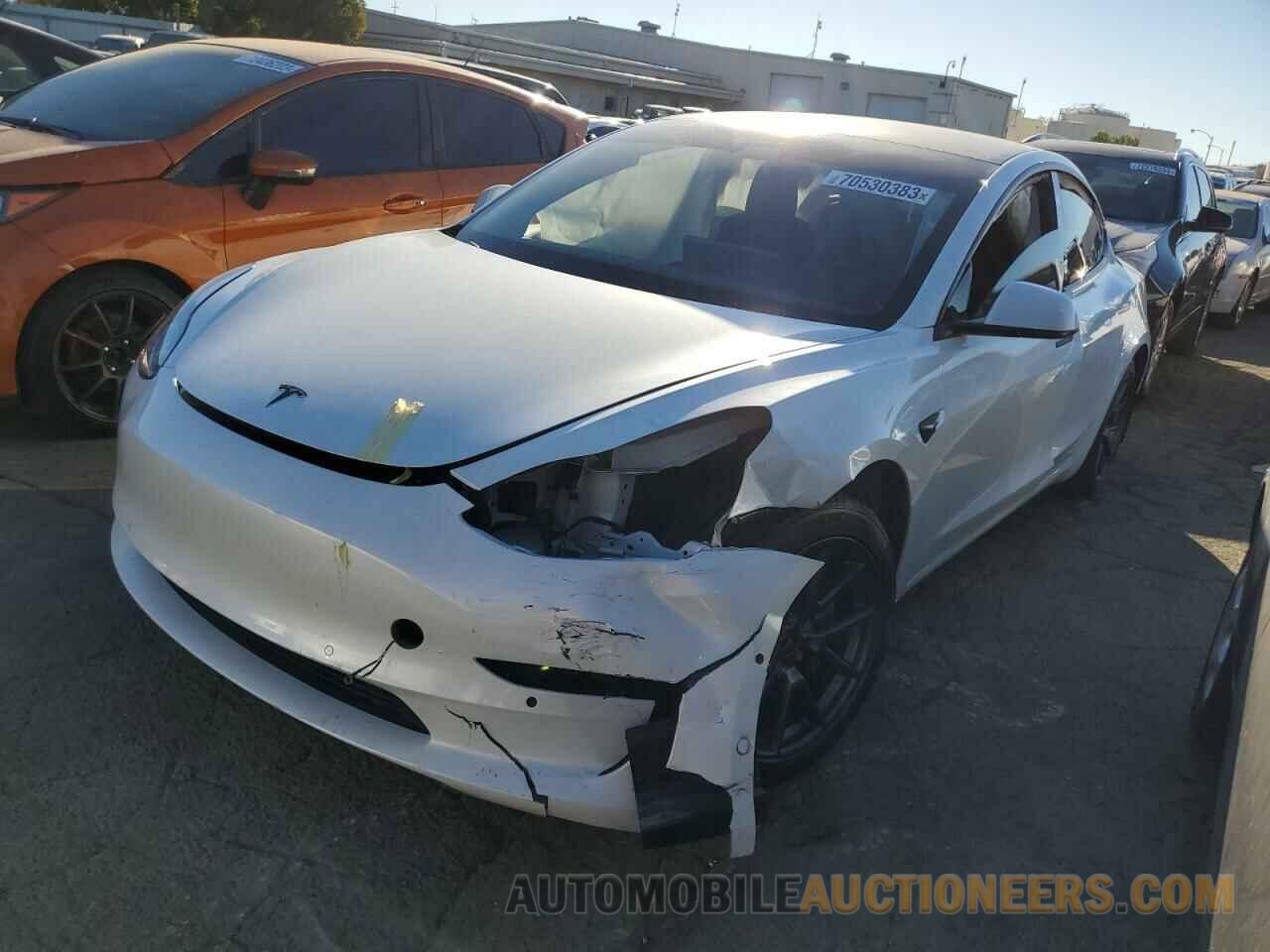 5YJ3E1EA4MF023911 TESLA MODEL 3 2021