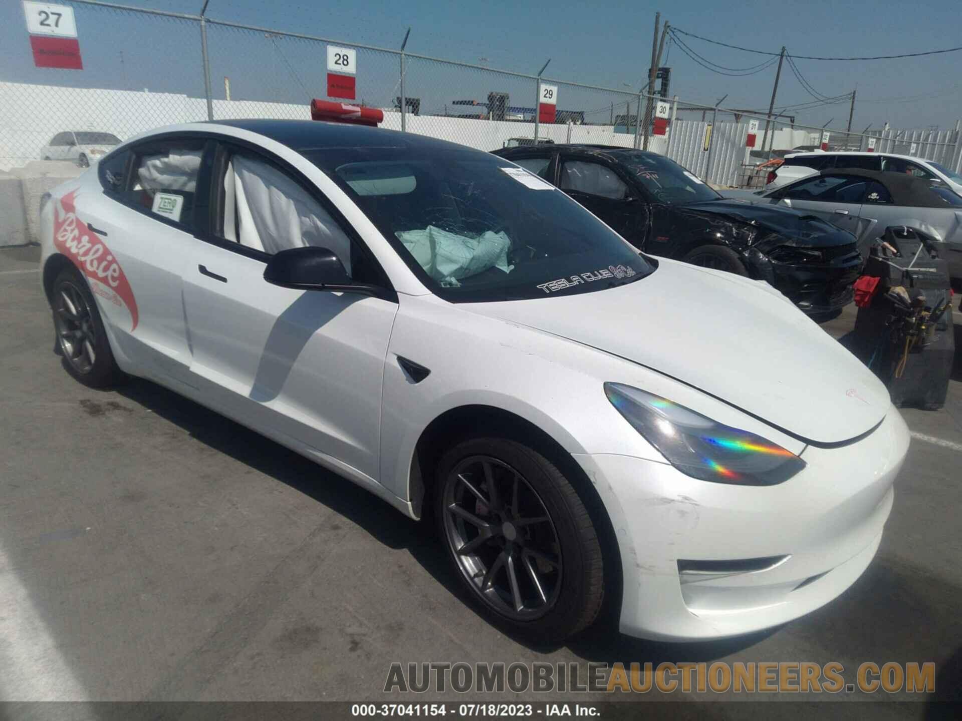 5YJ3E1EA4MF052602 TESLA MODEL 3 2021