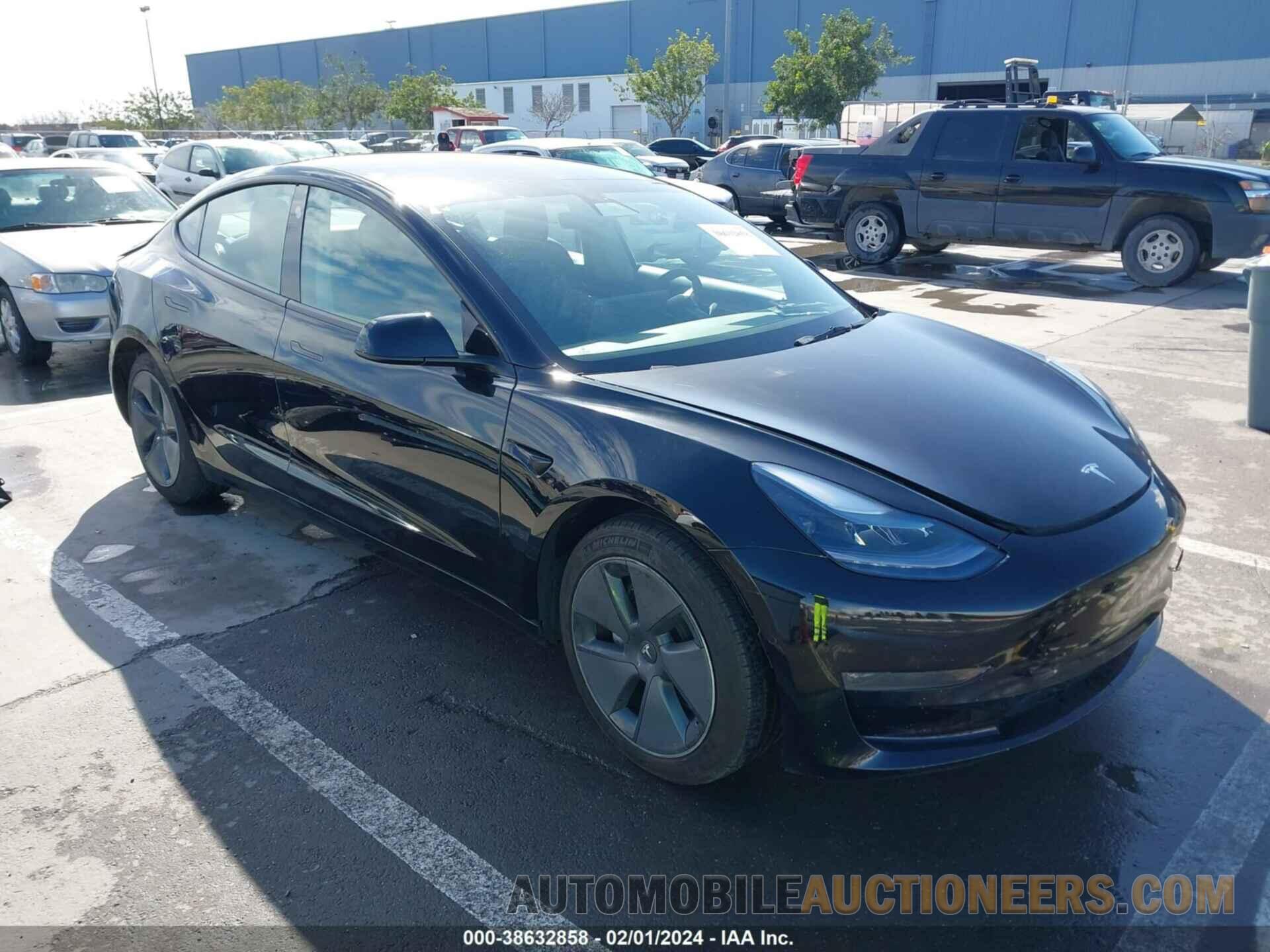 5YJ3E1EA4MF093943 TESLA MODEL 3 2021