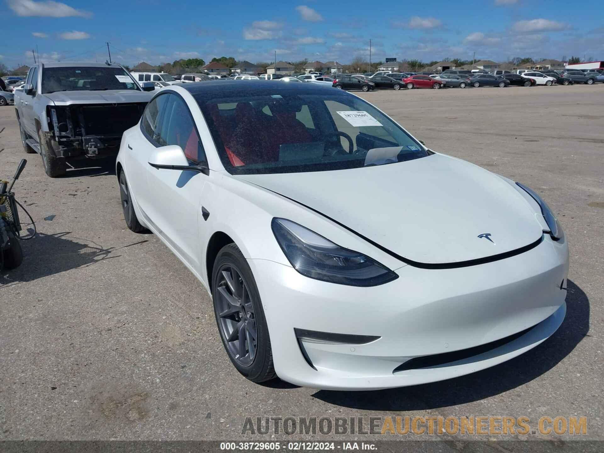 5YJ3E1EA4MF921702 TESLA MODEL 3 2021