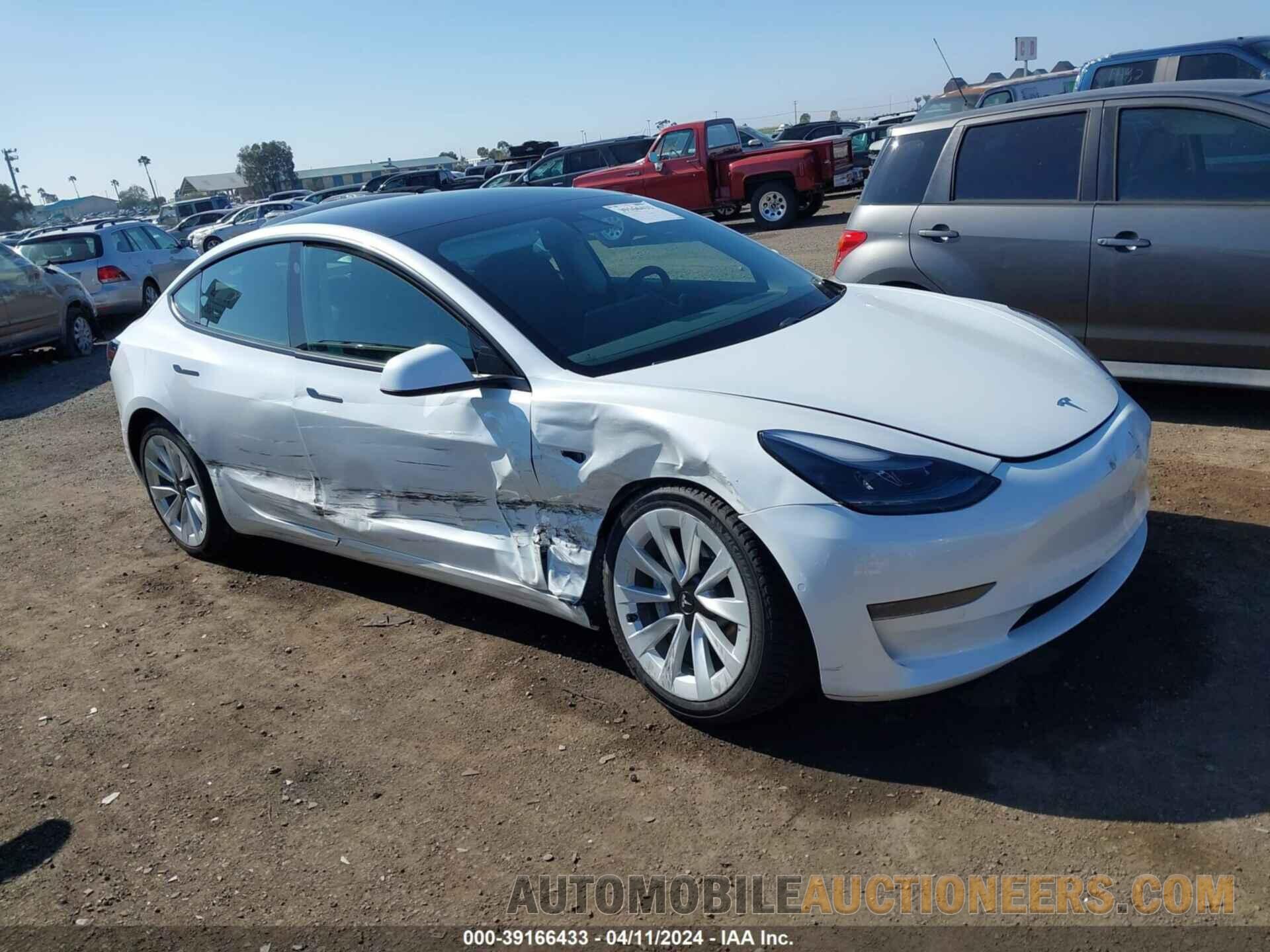 5YJ3E1EA4MF922011 TESLA MODEL 3 2021