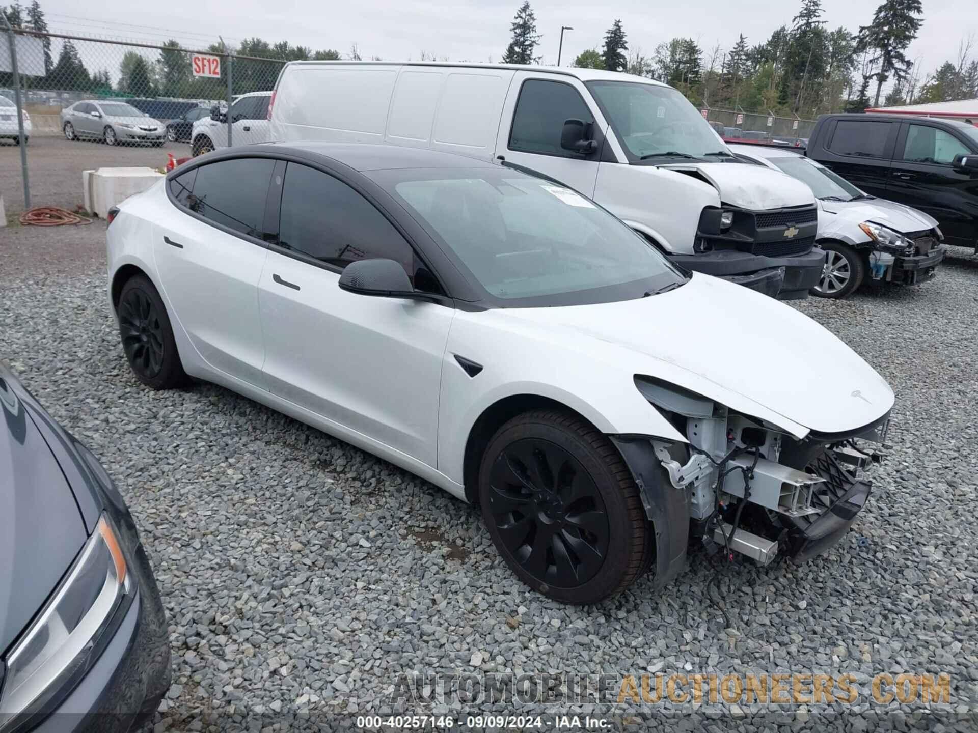 5YJ3E1EA4MF929878 TESLA MODEL 3 2021