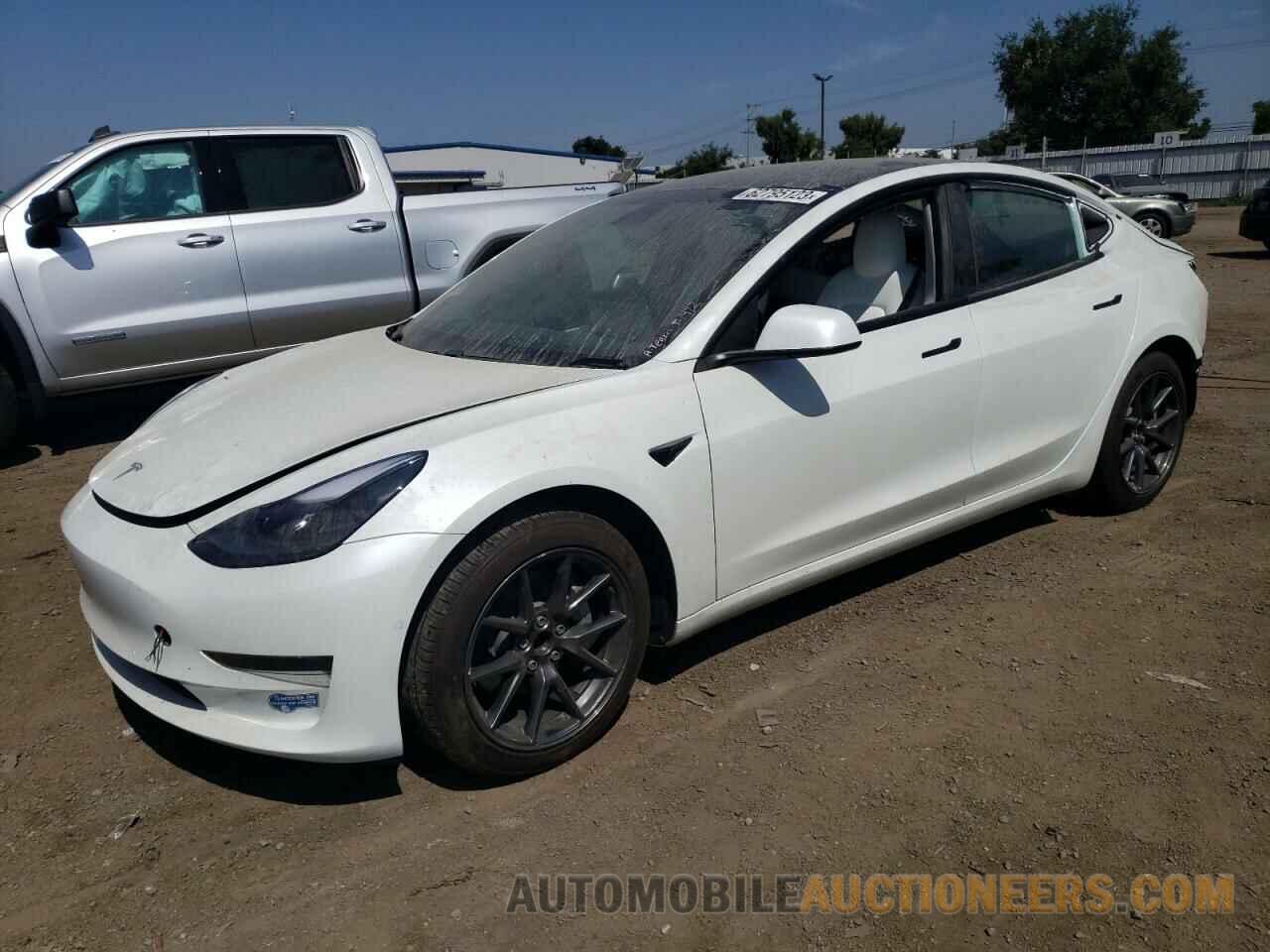 5YJ3E1EA4MF938645 TESLA MODEL 3 2021