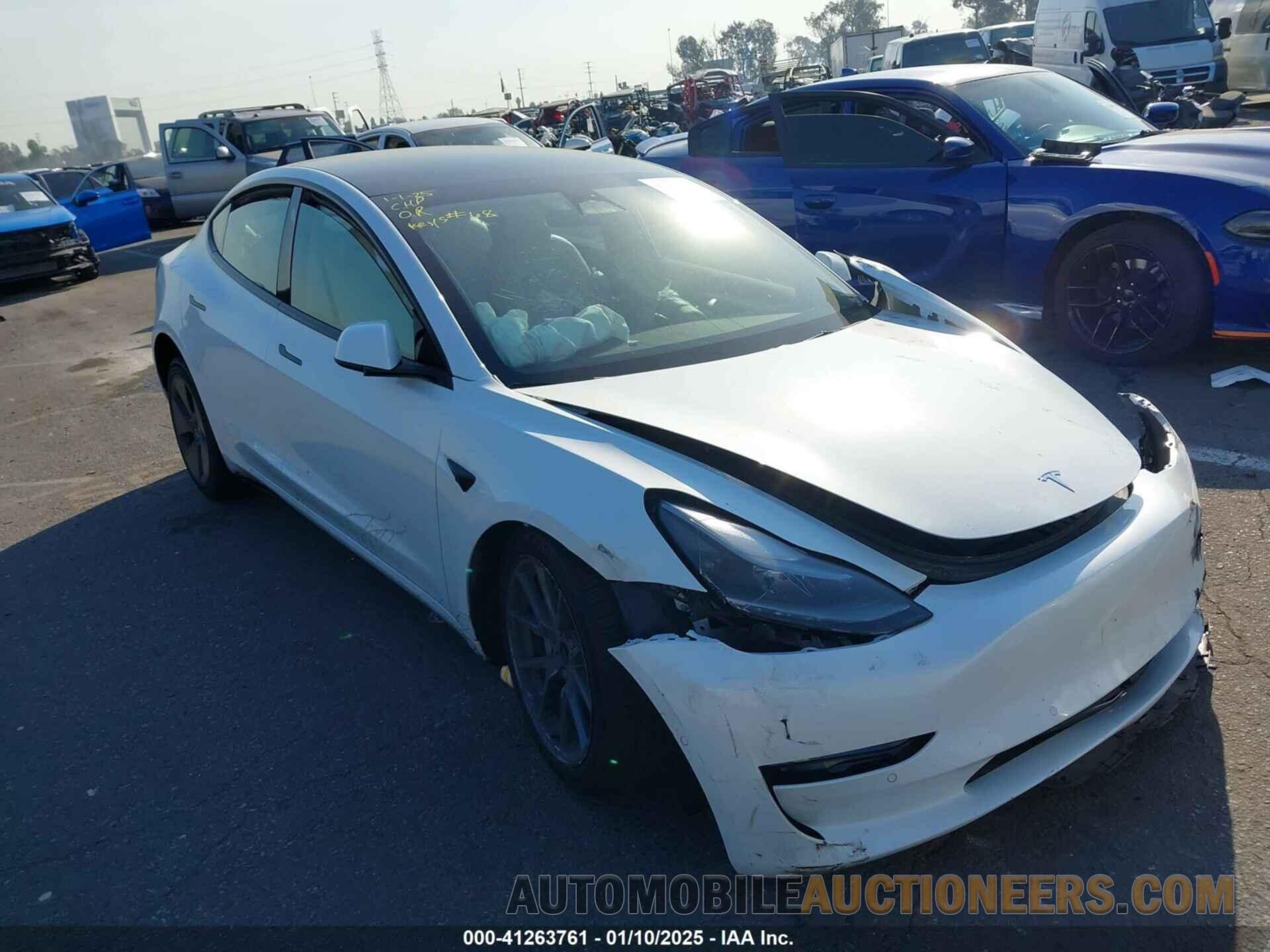 5YJ3E1EA4NF319237 TESLA MODEL 3 2022