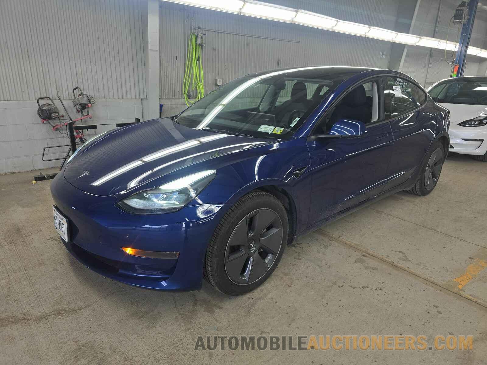 5YJ3E1EA4NF372200 Tesla Model 3 2022