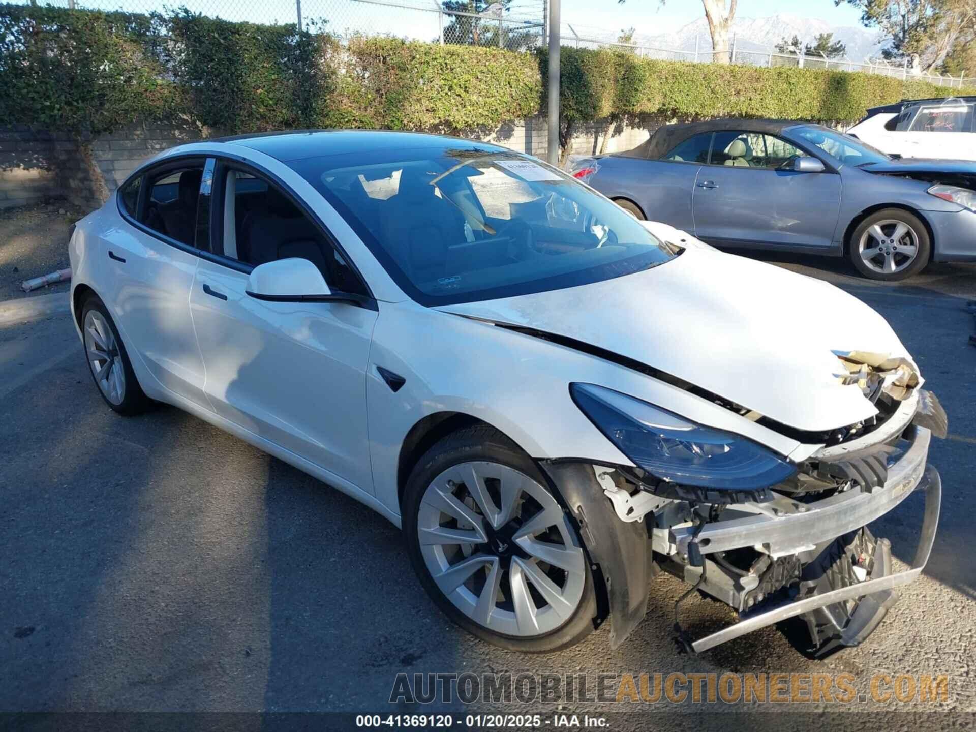 5YJ3E1EA4PF421933 TESLA MODEL 3 2023