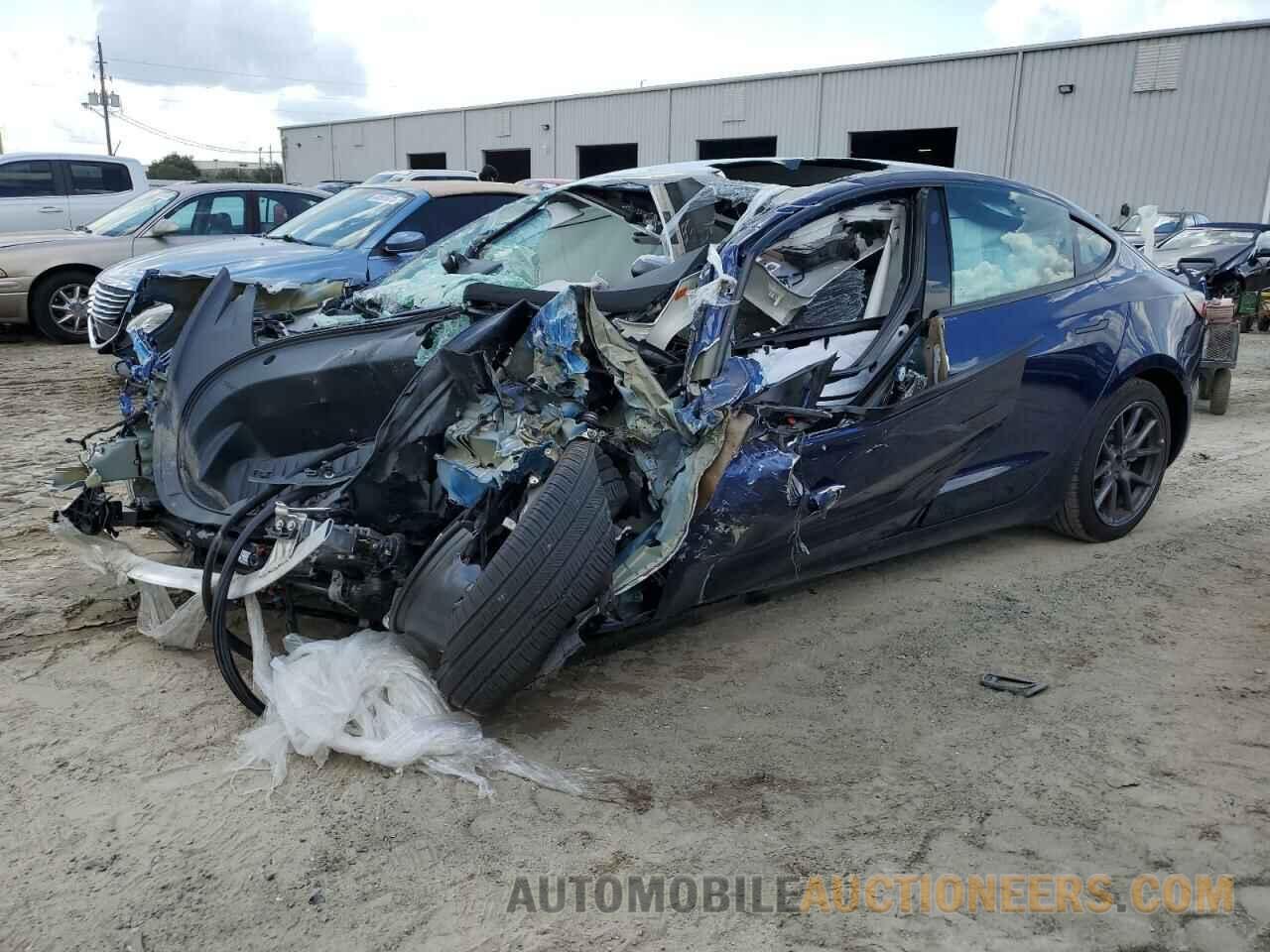 5YJ3E1EA4PF447593 TESLA MODEL 3 2023