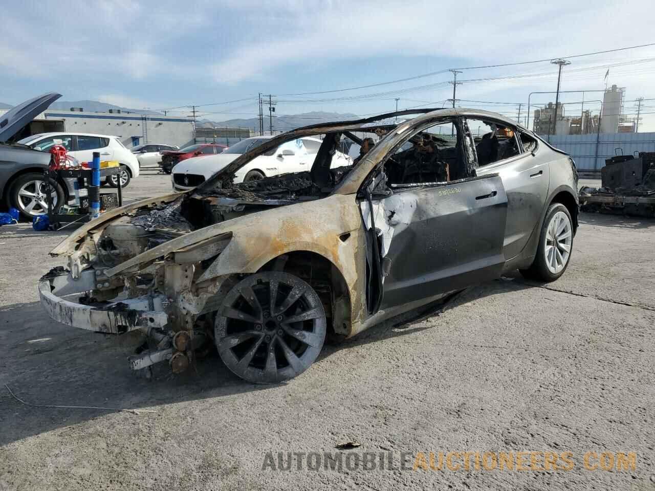 5YJ3E1EA4PF447898 TESLA MODEL 3 2023