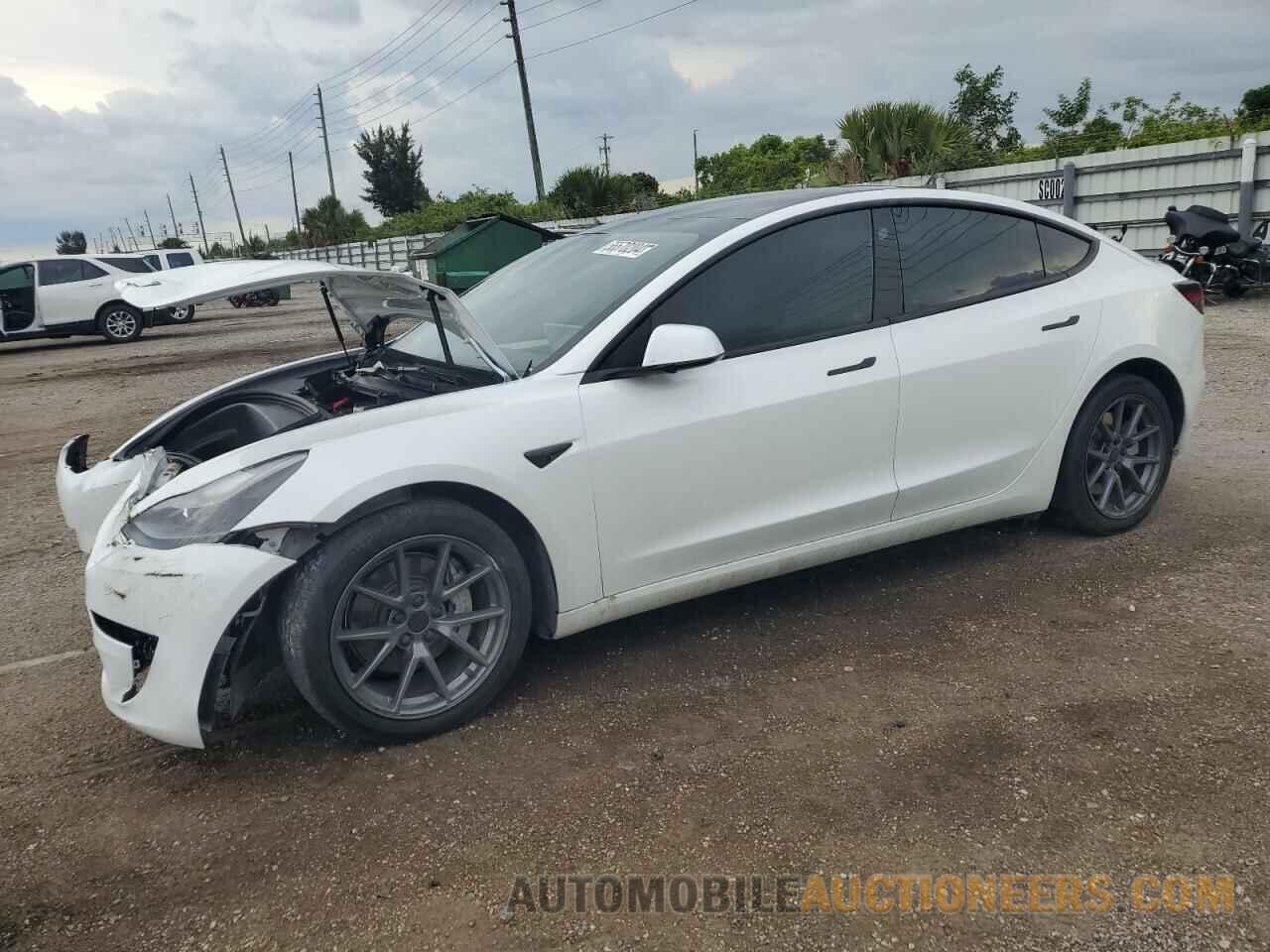 5YJ3E1EA4PF512703 TESLA MODEL 3 2023