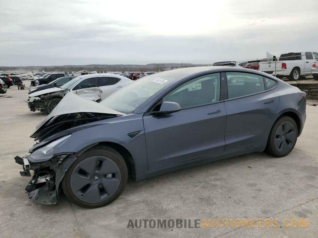 5YJ3E1EA4PF613532 TESLA MODEL 3 2023