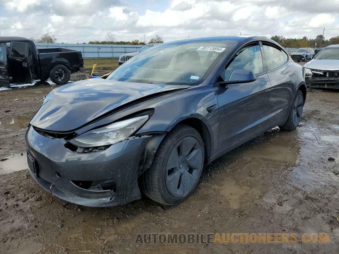 5YJ3E1EA4PF678719 TESLA MODEL 3 2023